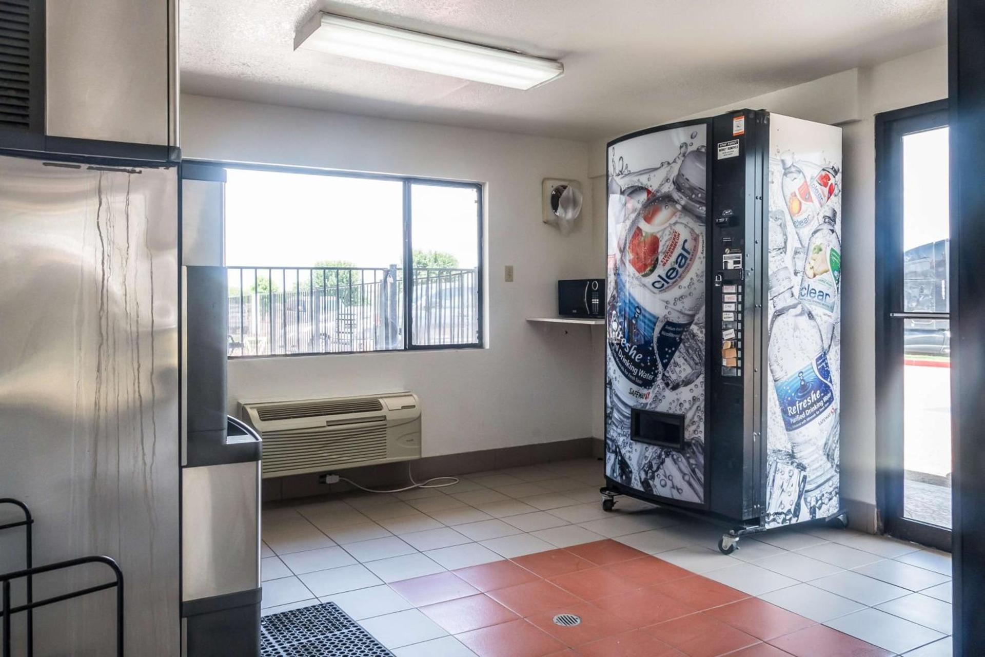 Motel 6-Mesquite, TX - Rodeo - Convention Ctr photo 20
