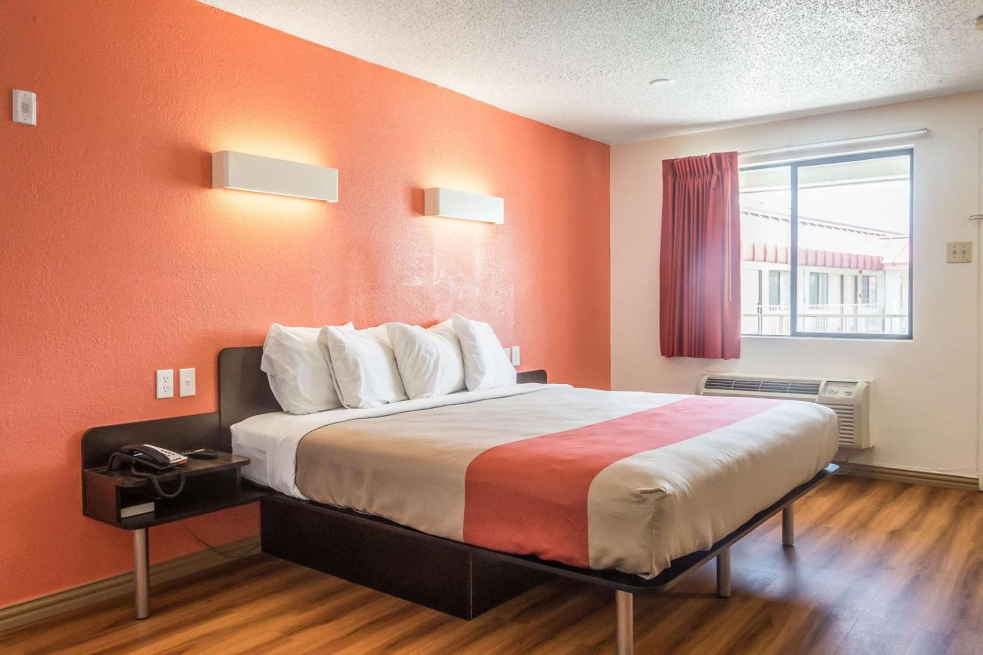 Motel 6-Mesquite, TX - Rodeo - Convention Ctr photo 30