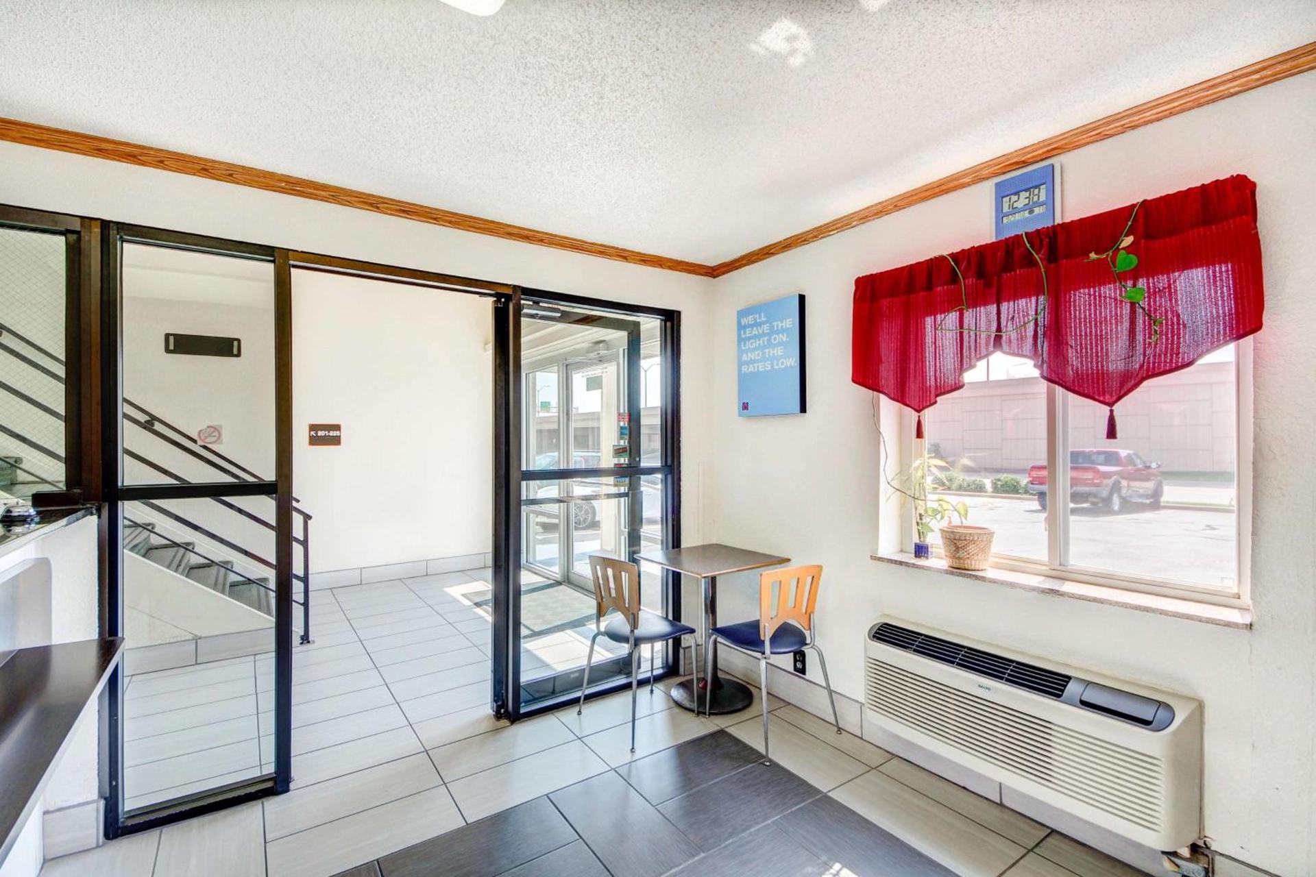 Motel 6-Wichita, KS photo 20