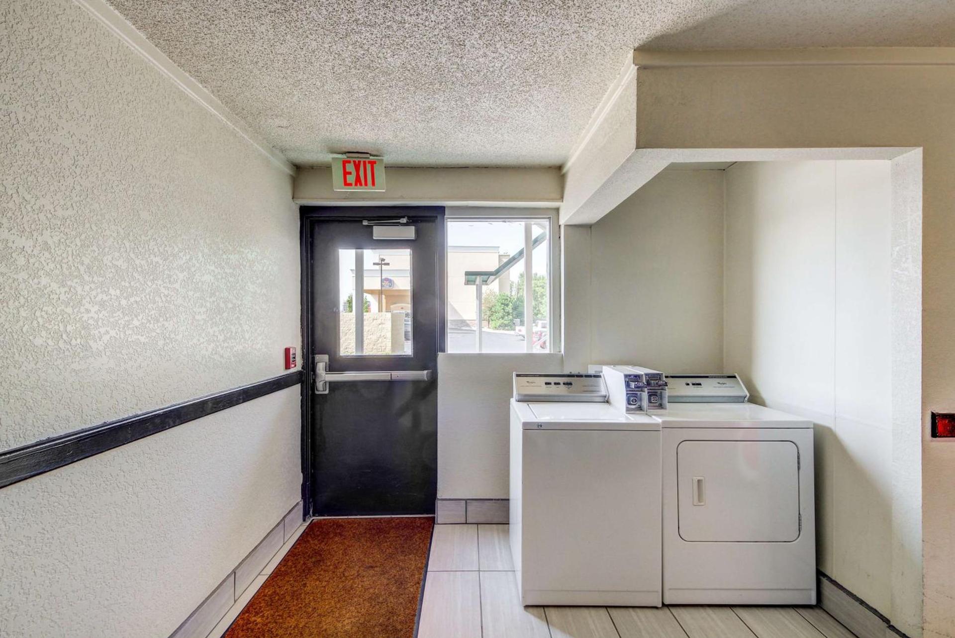 Motel 6-Wichita, KS photo 16