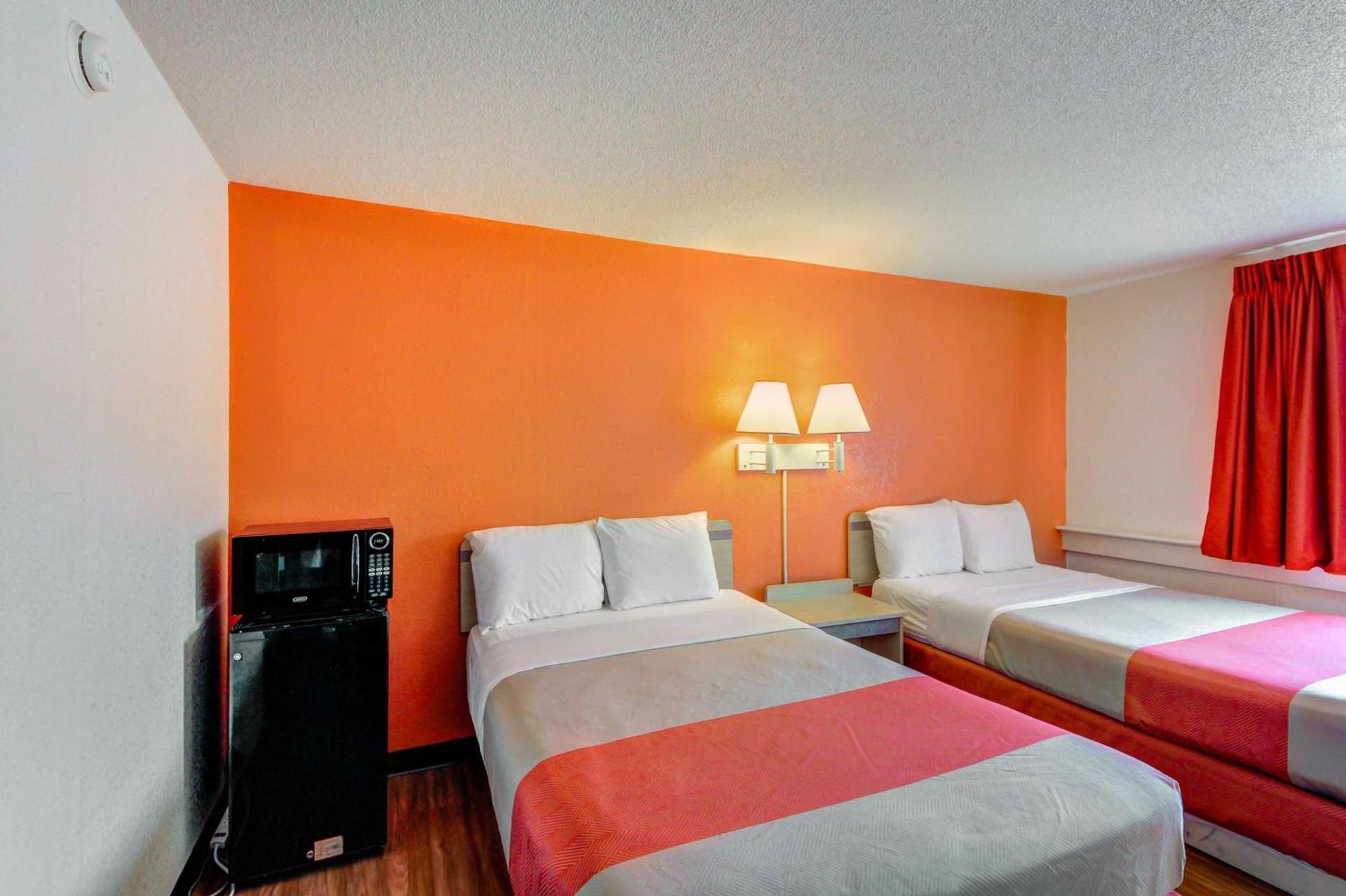Motel 6-Wichita, KS photo 14