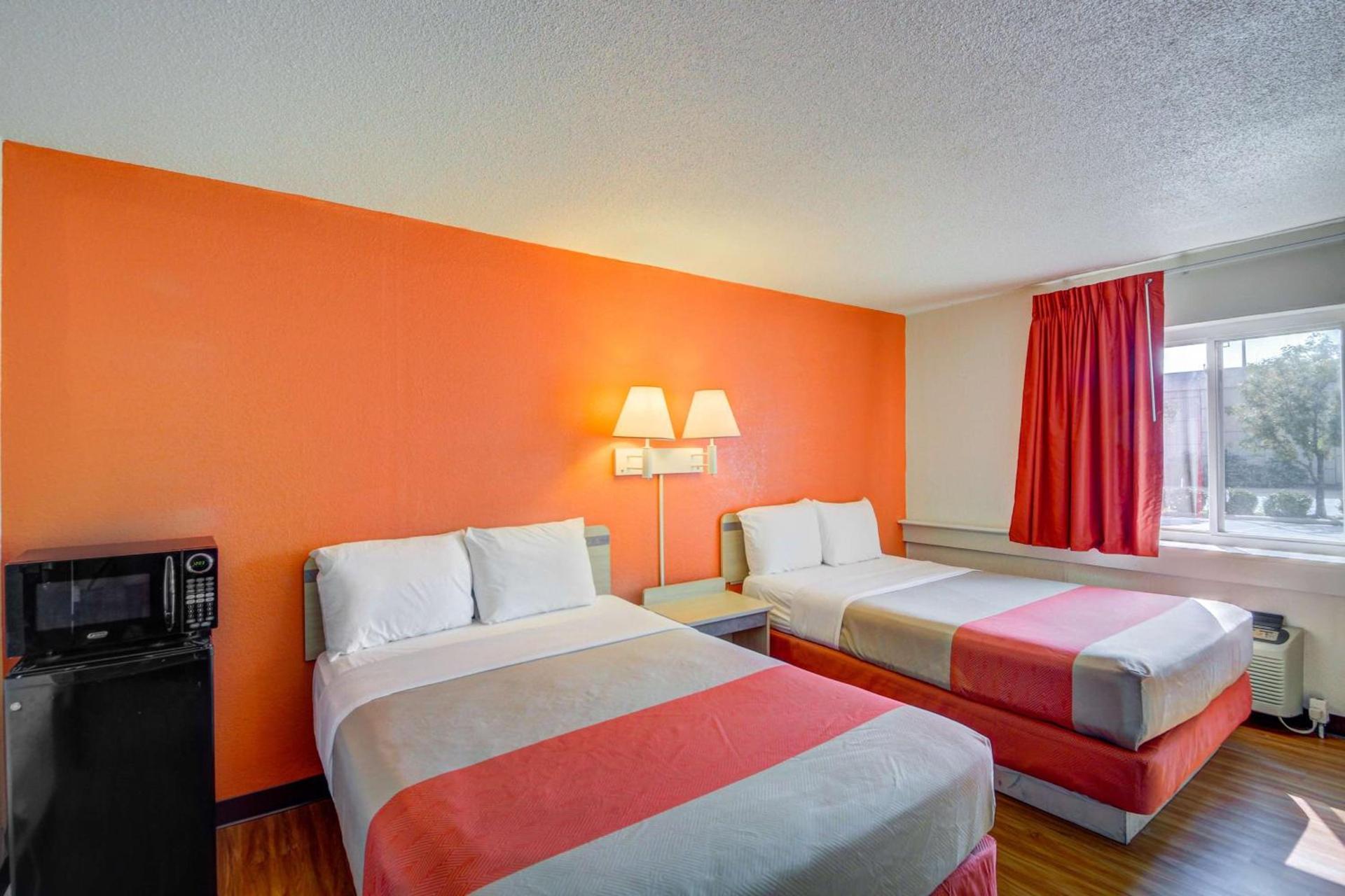 Motel 6-Wichita, KS photo 13