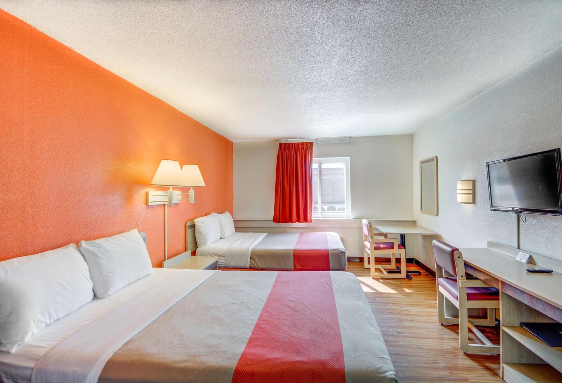 Motel 6-Wichita, KS photo 10