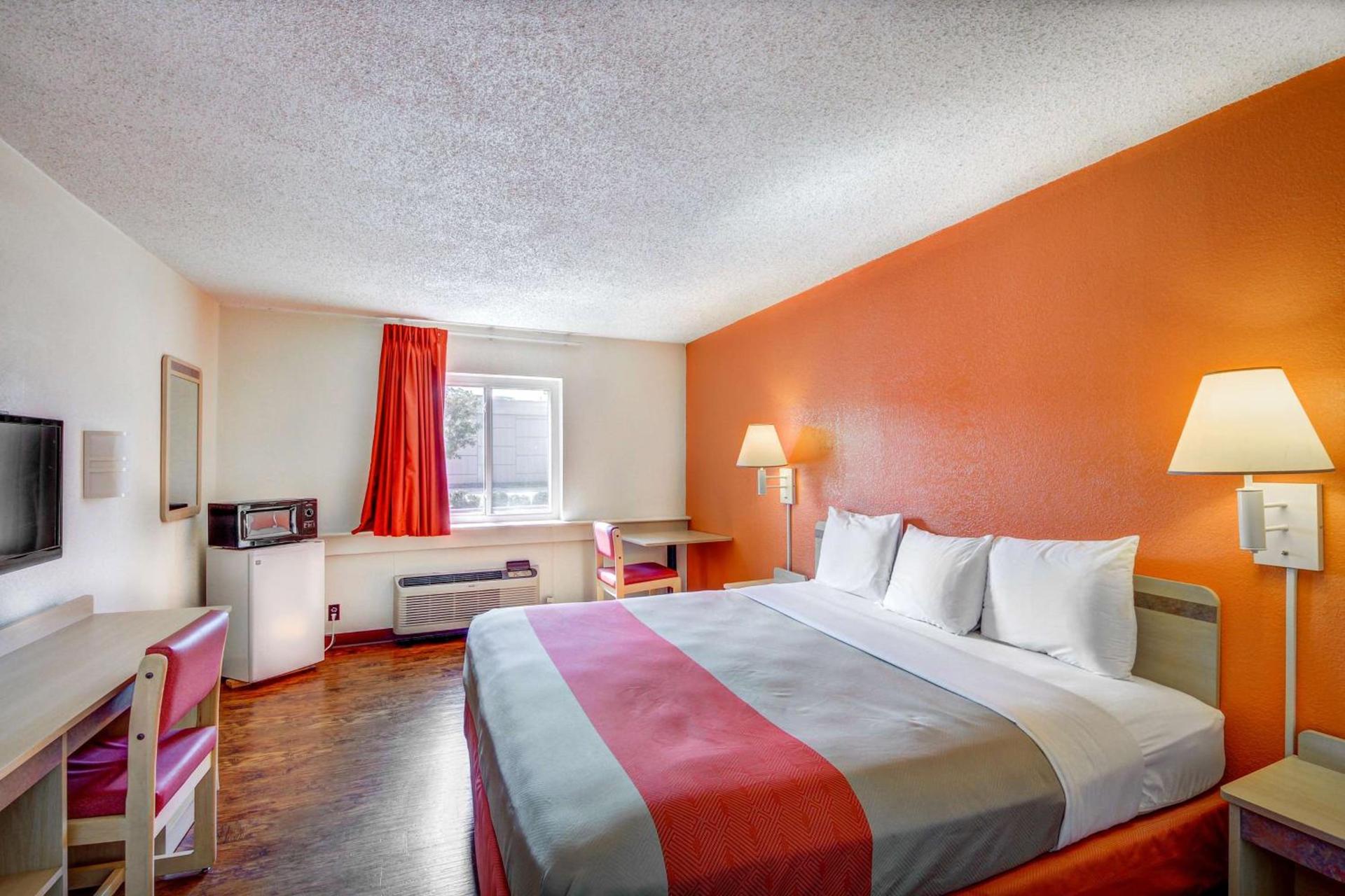 Motel 6-Wichita, KS photo 8