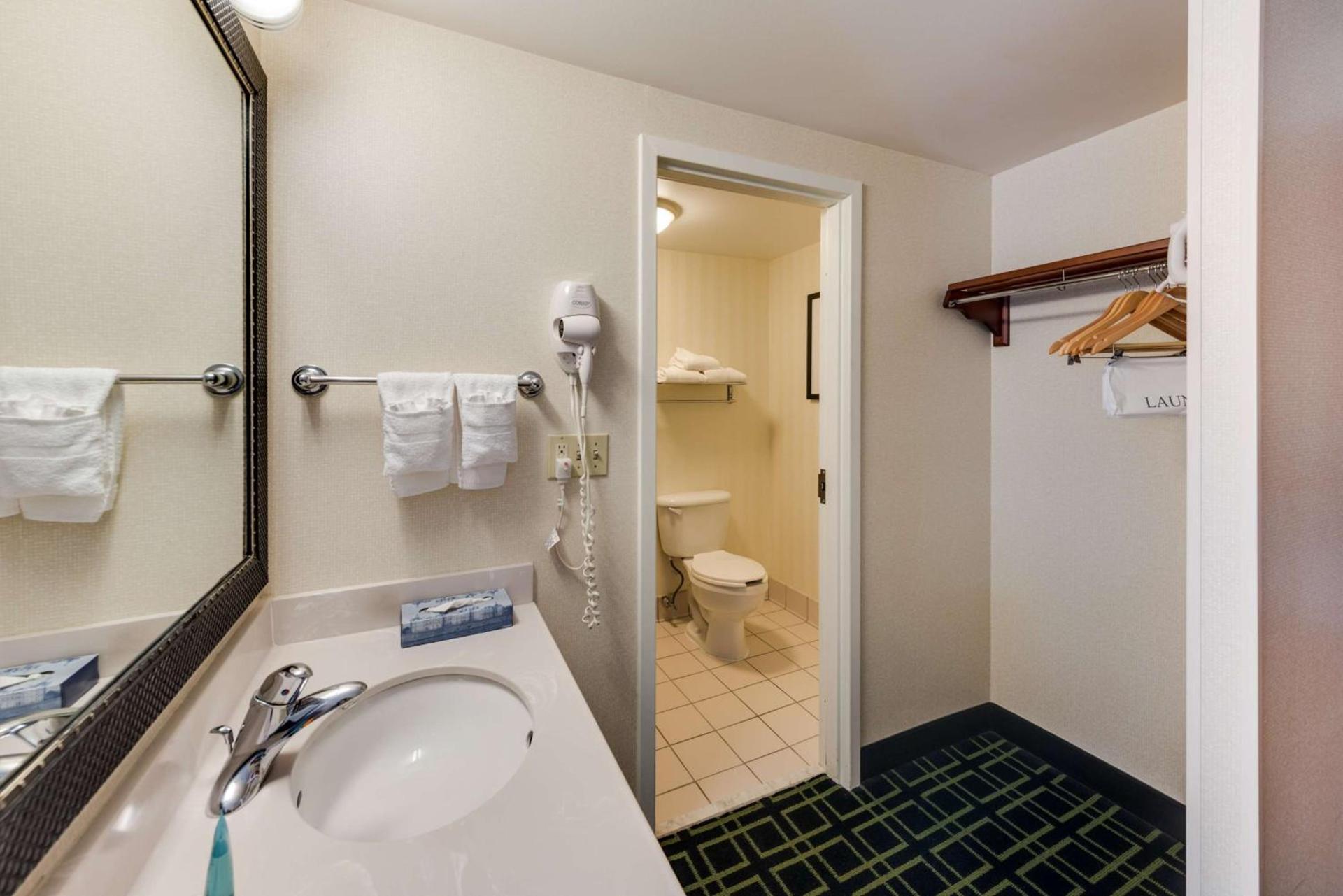 Motel 6-Milford, CT photo 52