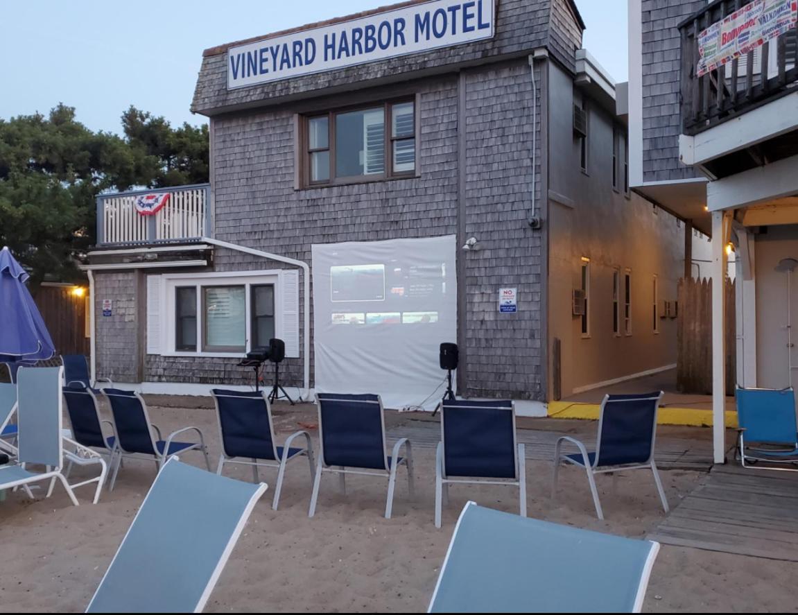 Vineyard Harbor Motel photo 21