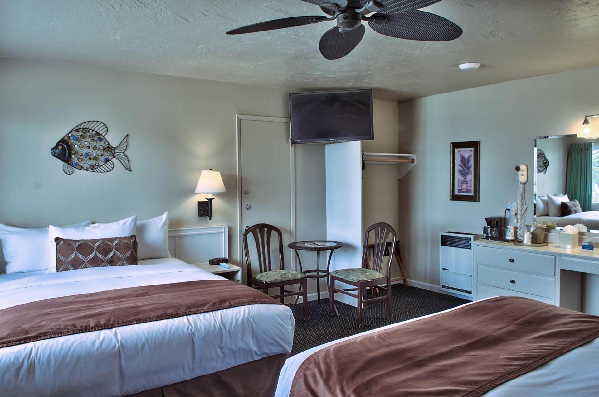 Lovers Point Inn photo 10