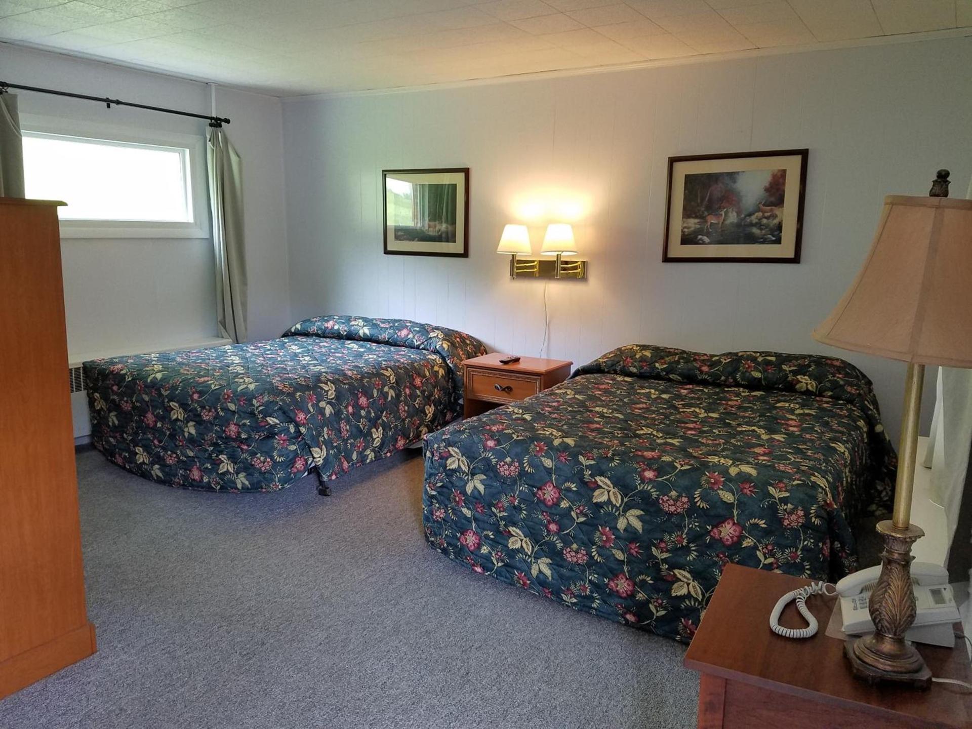 Roseloe Motel photo 36