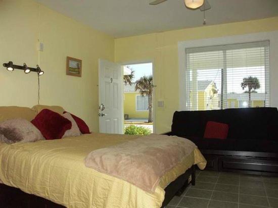Flagler Beach Motel and Vacation Rentals photo 33