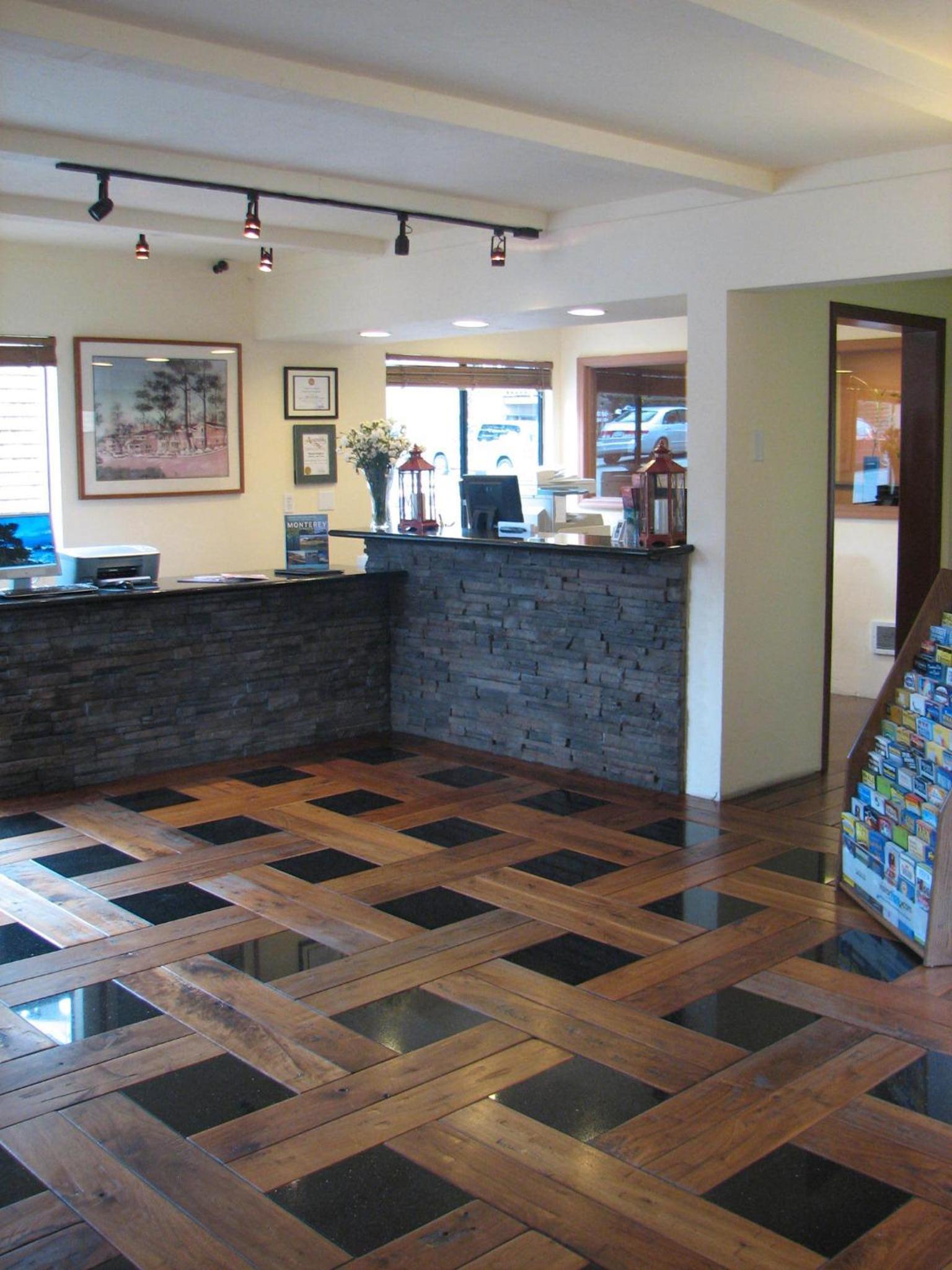 Lighthouse Lodge & Cottages photo 16