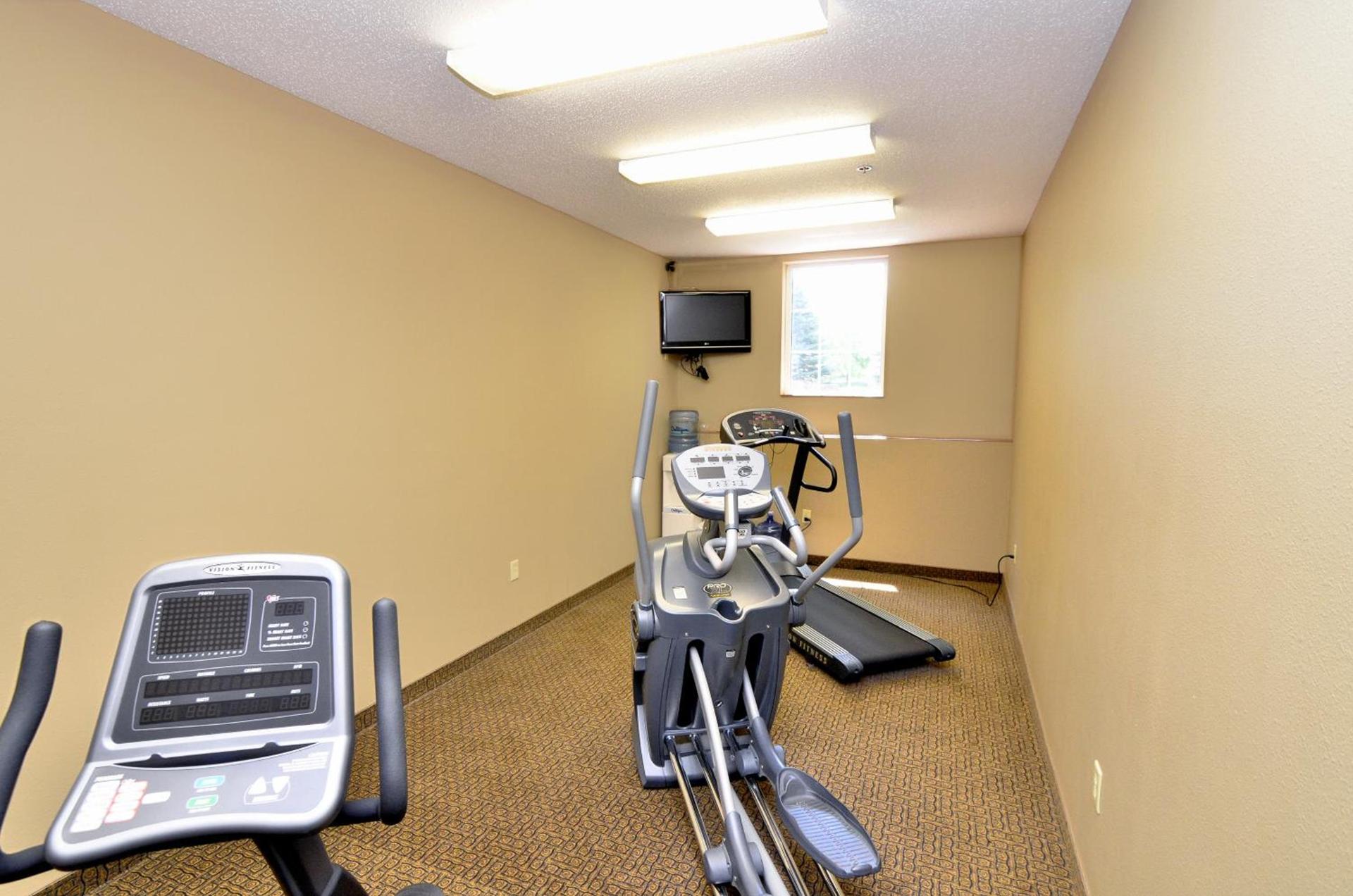 Cobblestone Inn & Suites - Denison | Majestic Hills photo 23