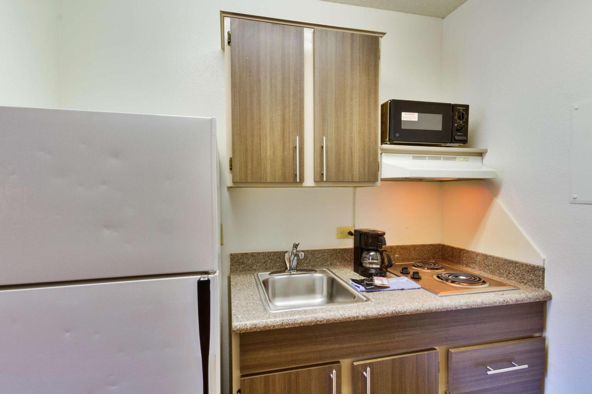 Studio 6-Dallas, TX - Garland - Northeast photo 23