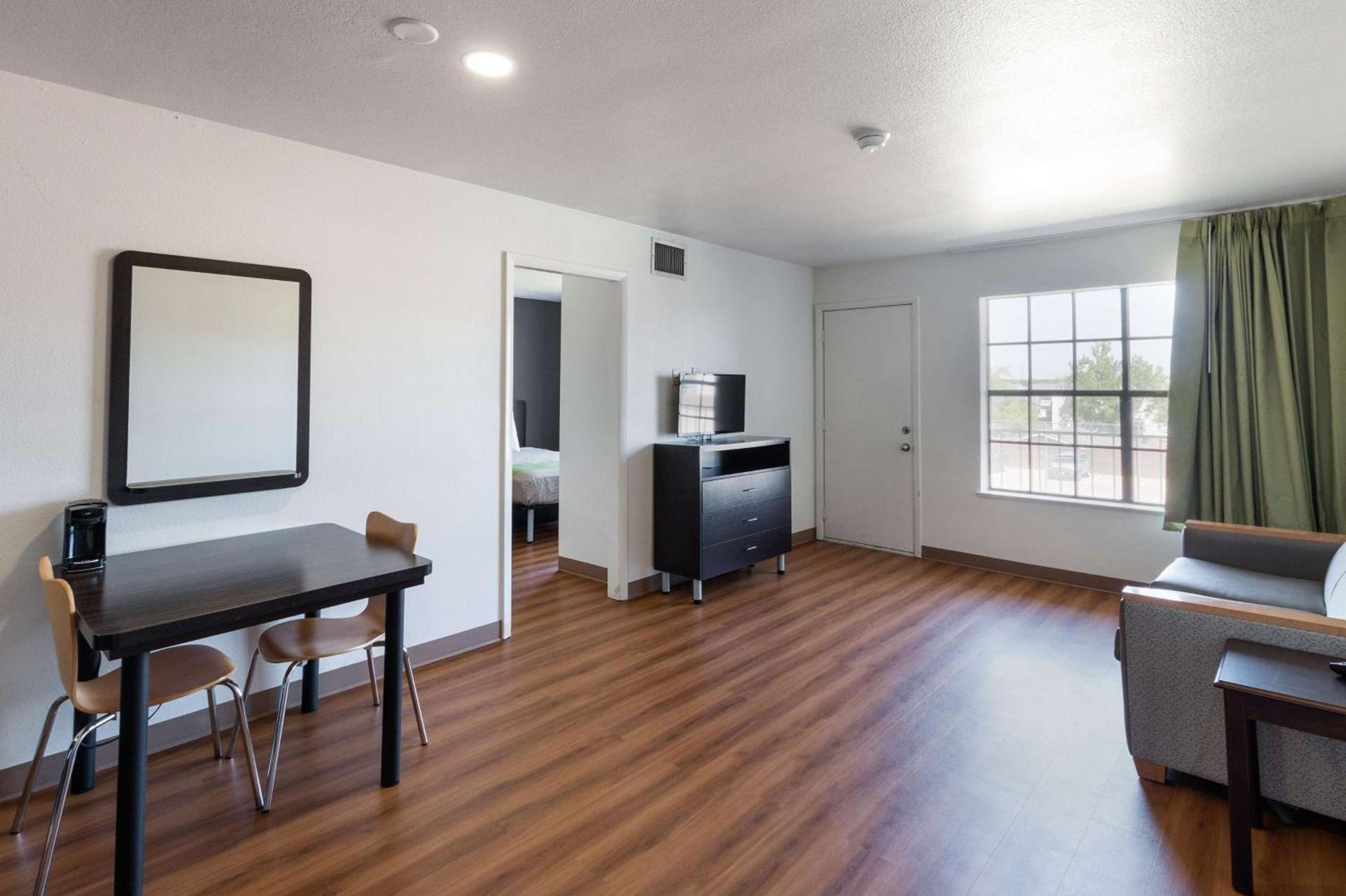 Studio 6-Arlington, TX photo 14