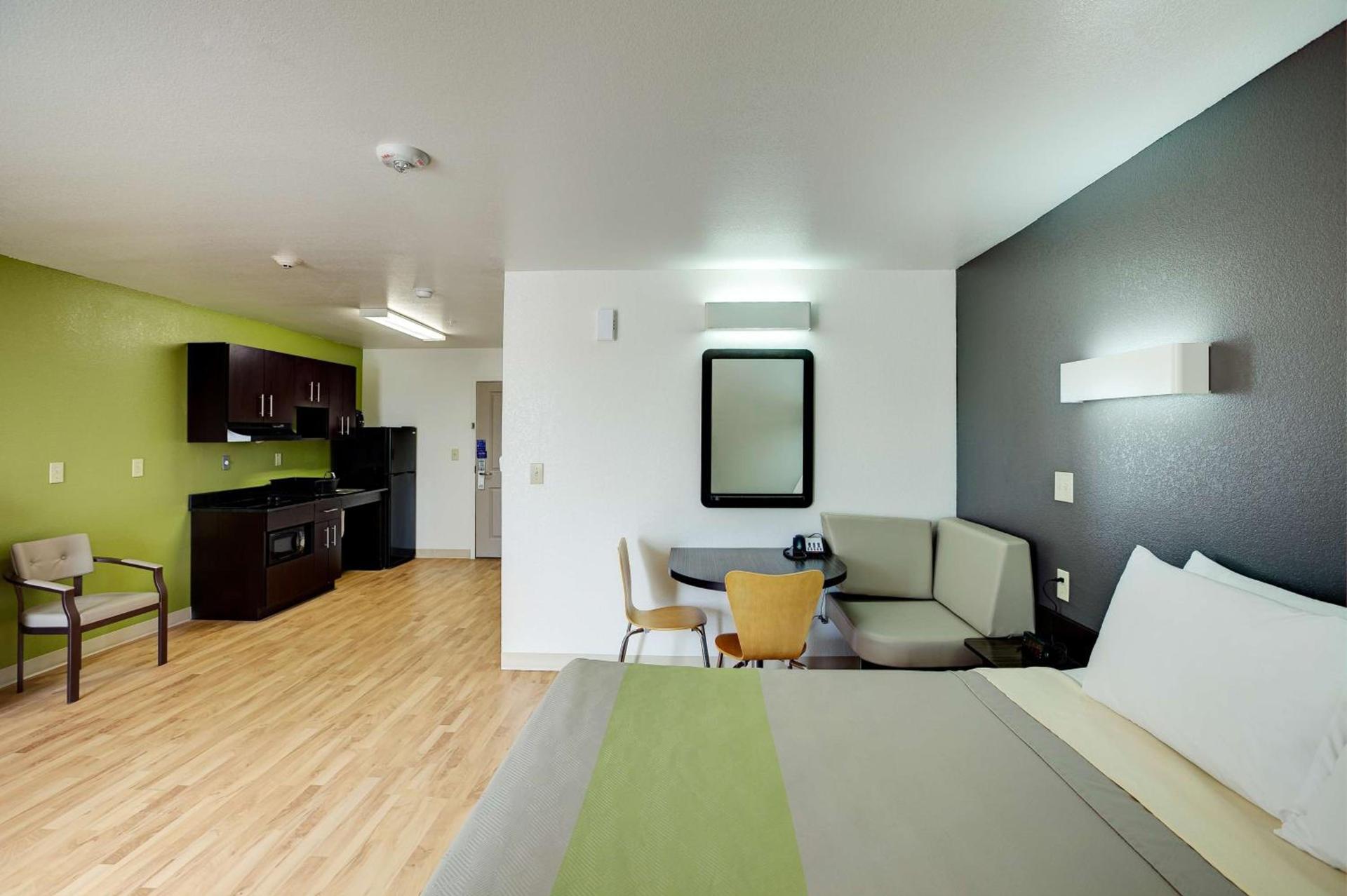 Studio 6-Sweetwater, TX photo 10