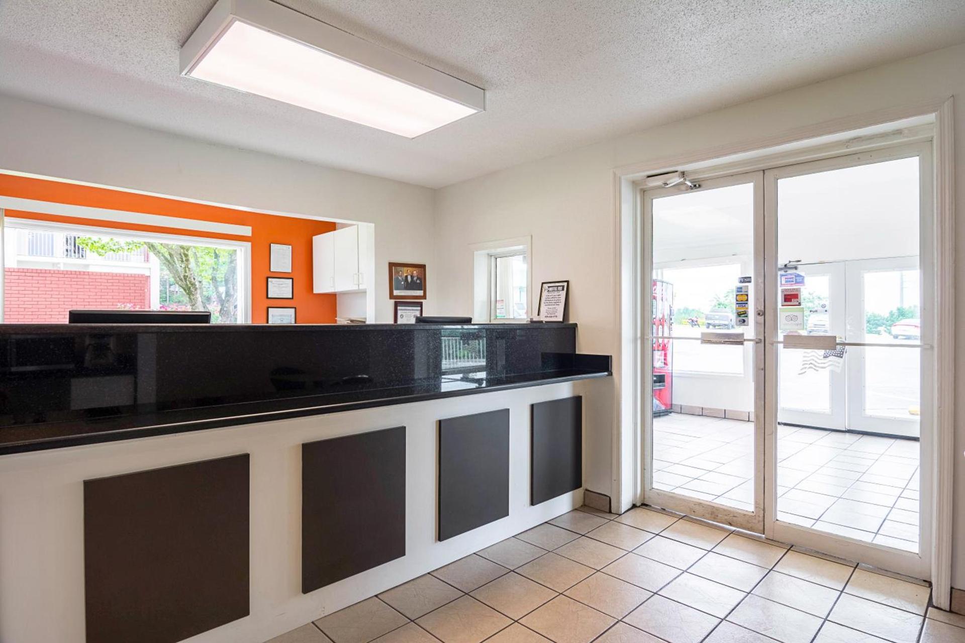 Motel 6-Gainesville, GA photo 38