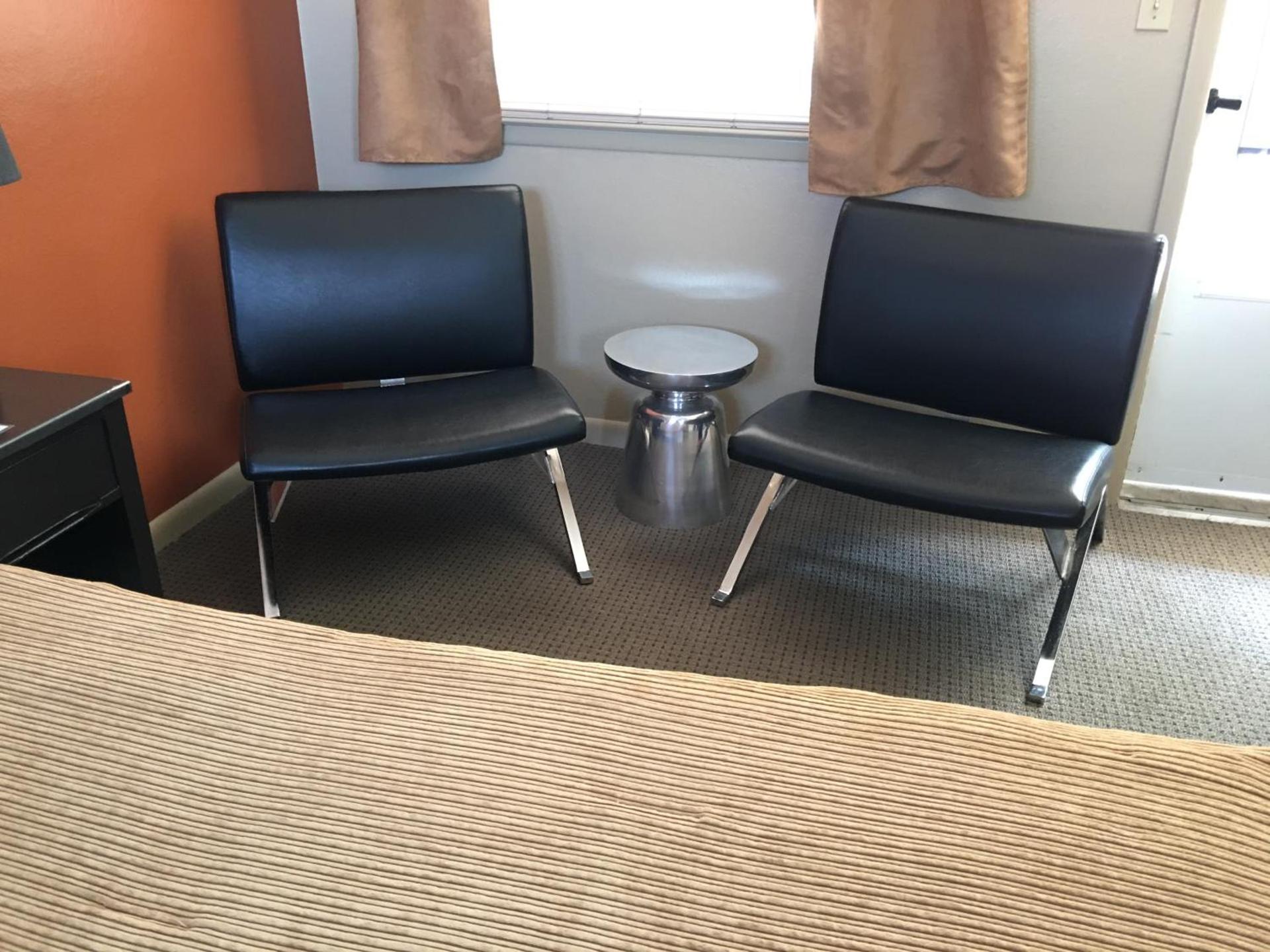 The Triangle Motel photo 22