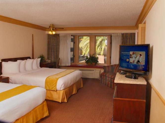 Historic Santa Maria Inn photo 20