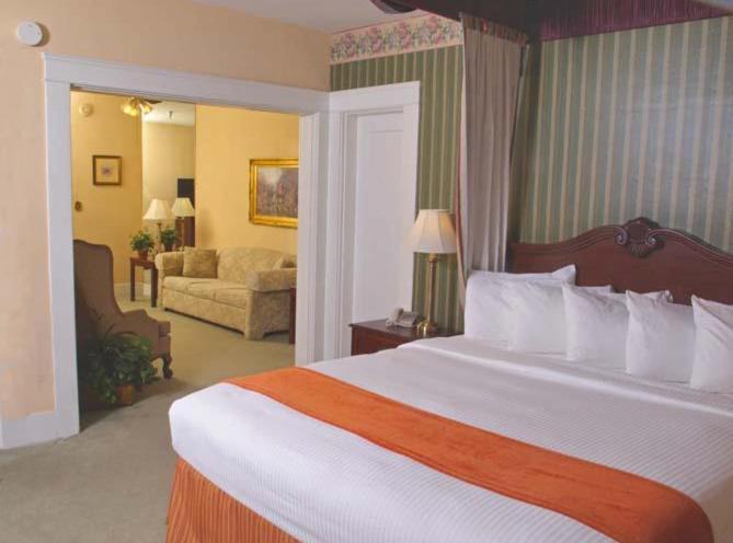 Historic Santa Maria Inn photo 21