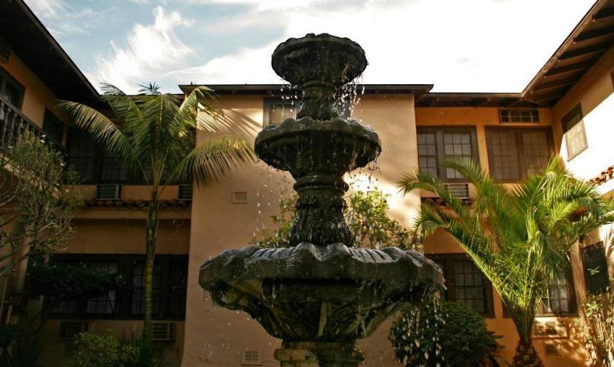 Historic Santa Maria Inn photo 24
