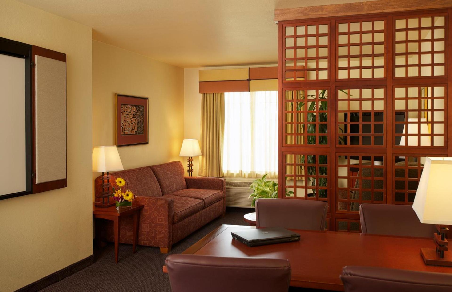 Larkspur Landing Extended Stay Suites Folsom photo 30