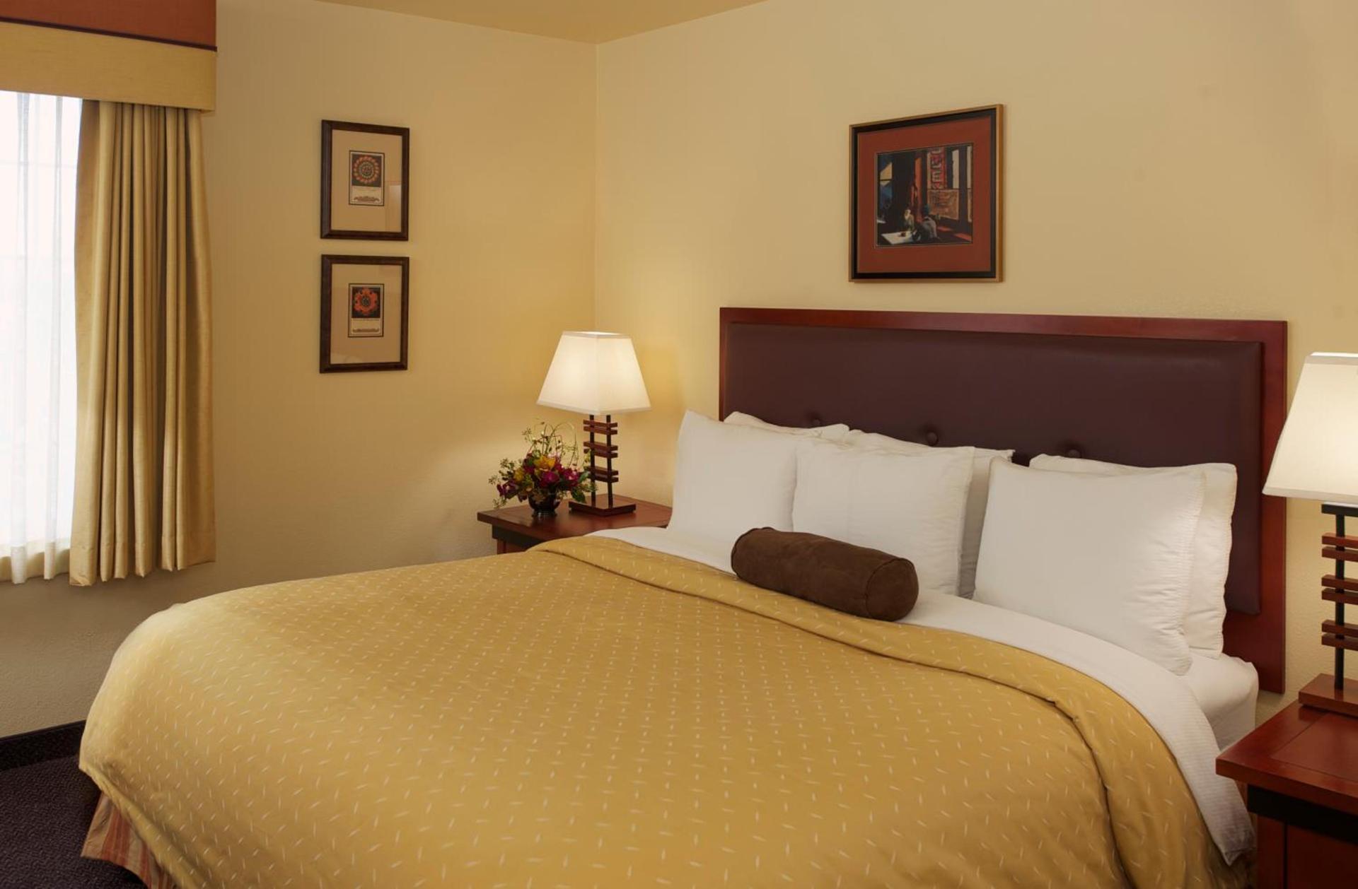 Larkspur Landing Extended Stay Suites Roseville photo 32