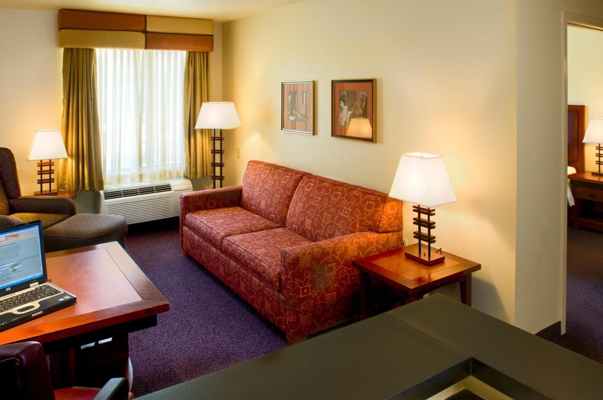 Larkspur Landing Extended Stay Suites Campbell photo 25