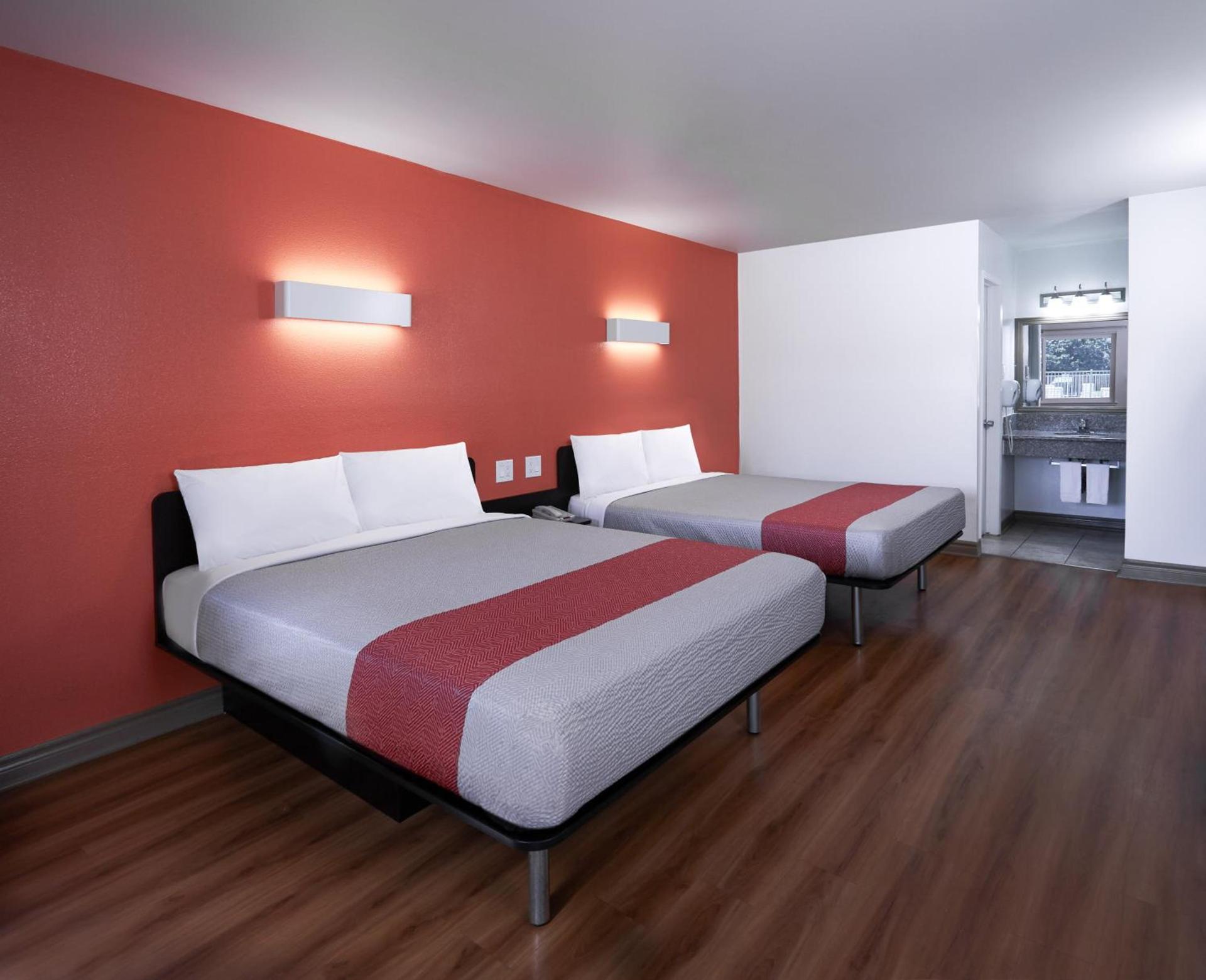 Motel 6-Claremont, CA photo 45