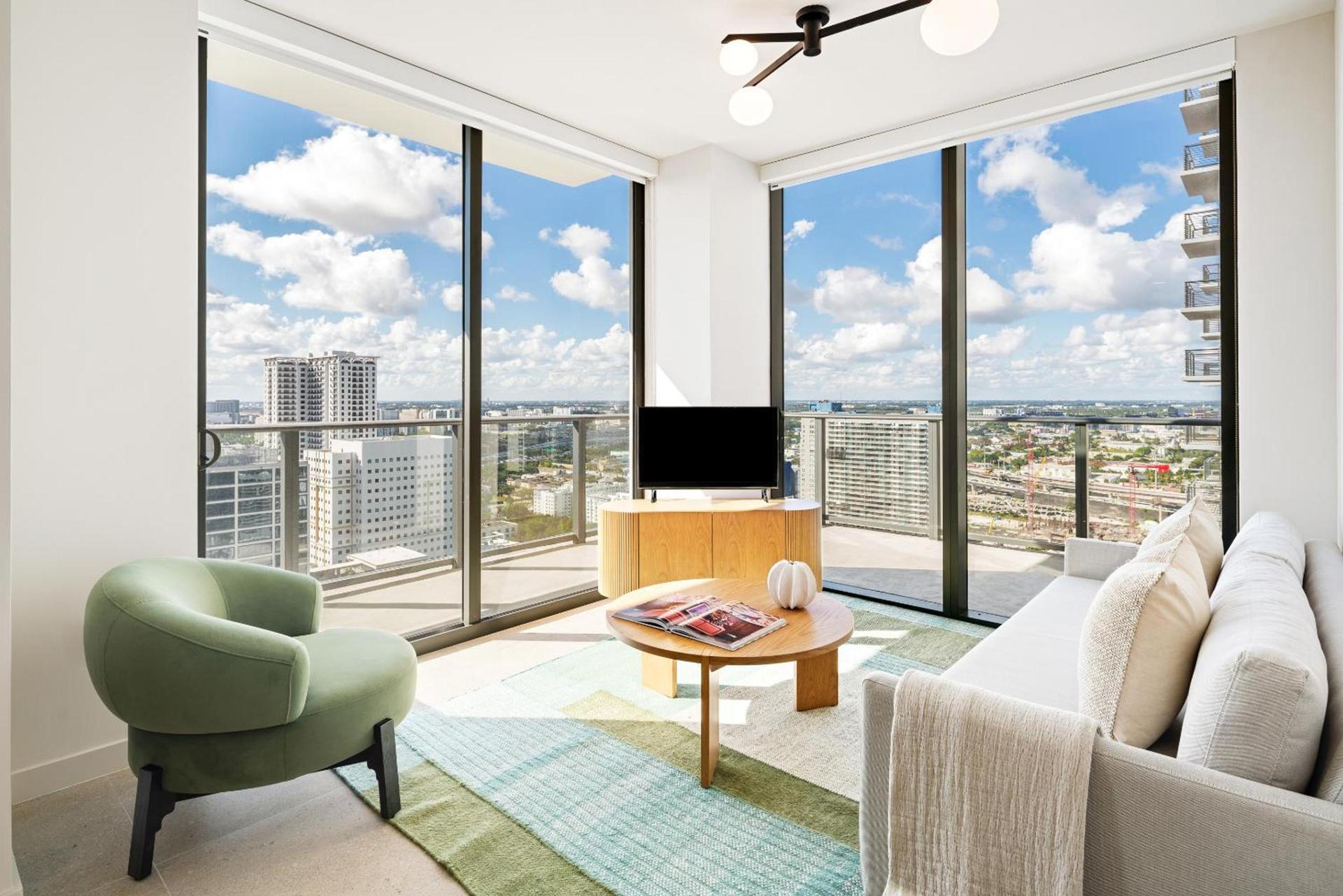 The Crosby Miami Worldcenter photo 51