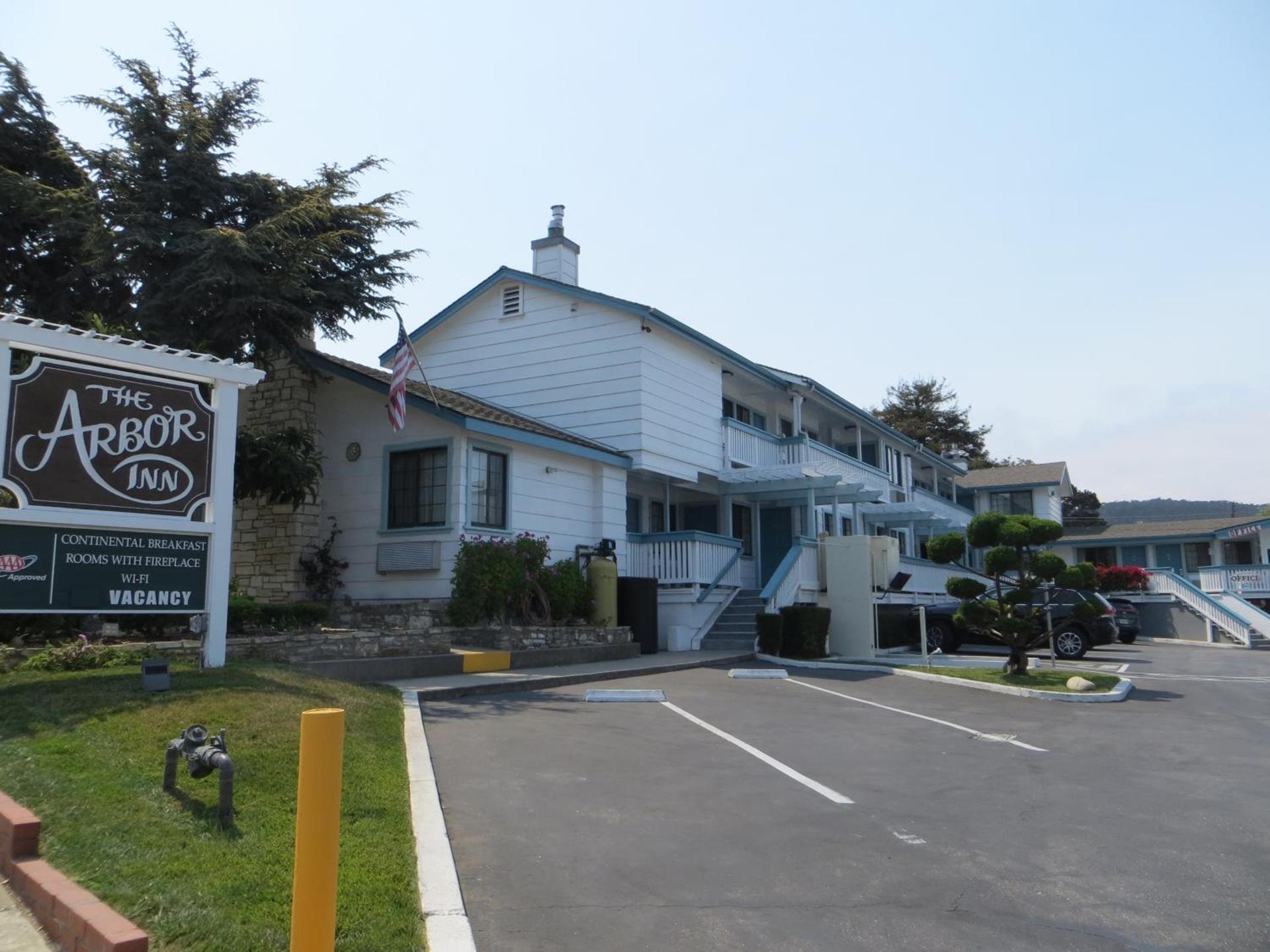 Arbor Inn Monterey photo 21