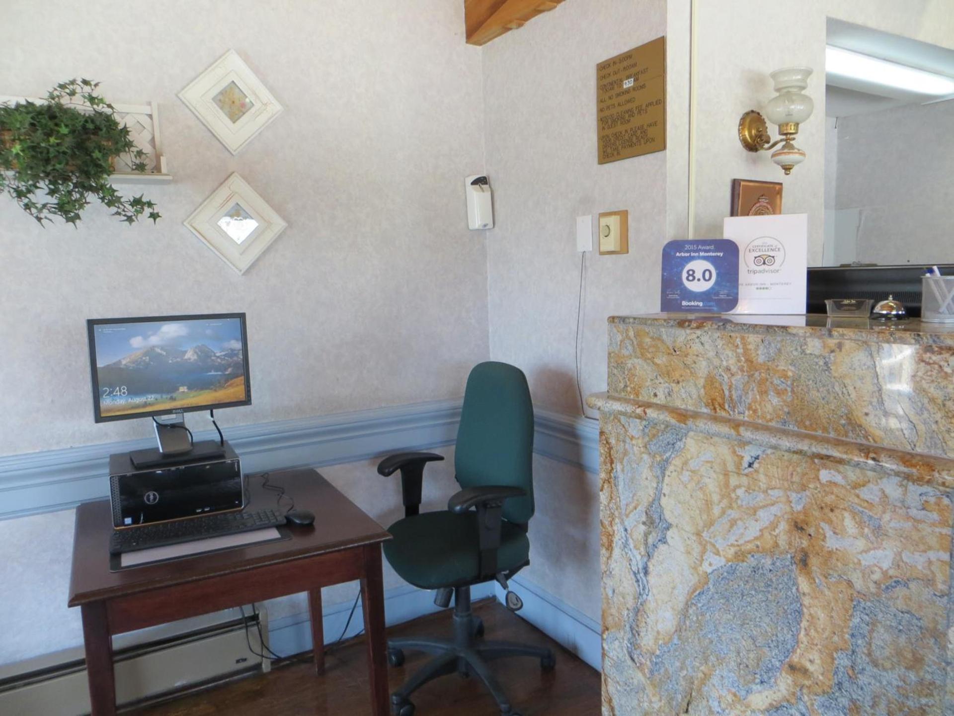 Arbor Inn Monterey photo 56