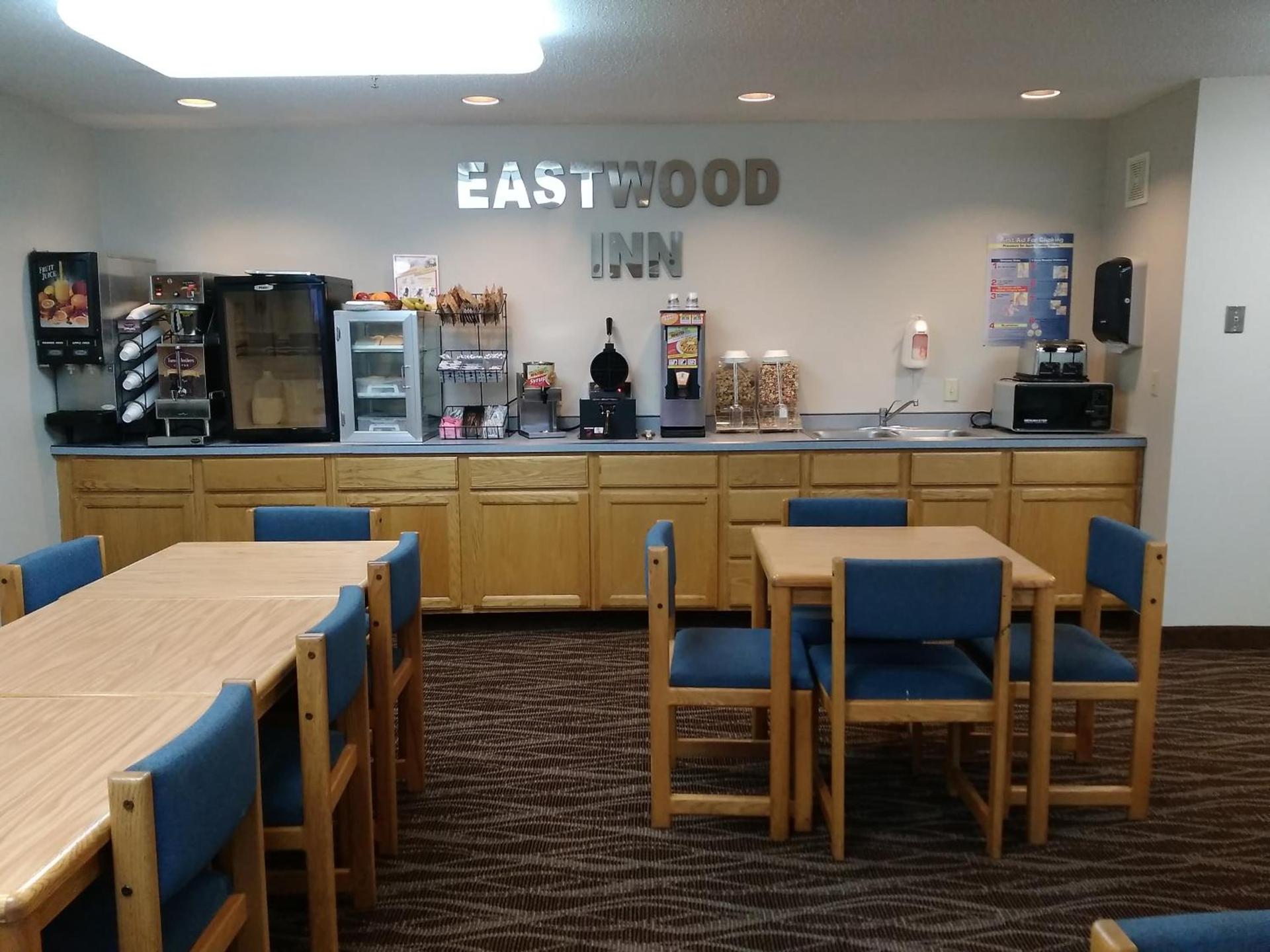 Eastwood Inn photo 3