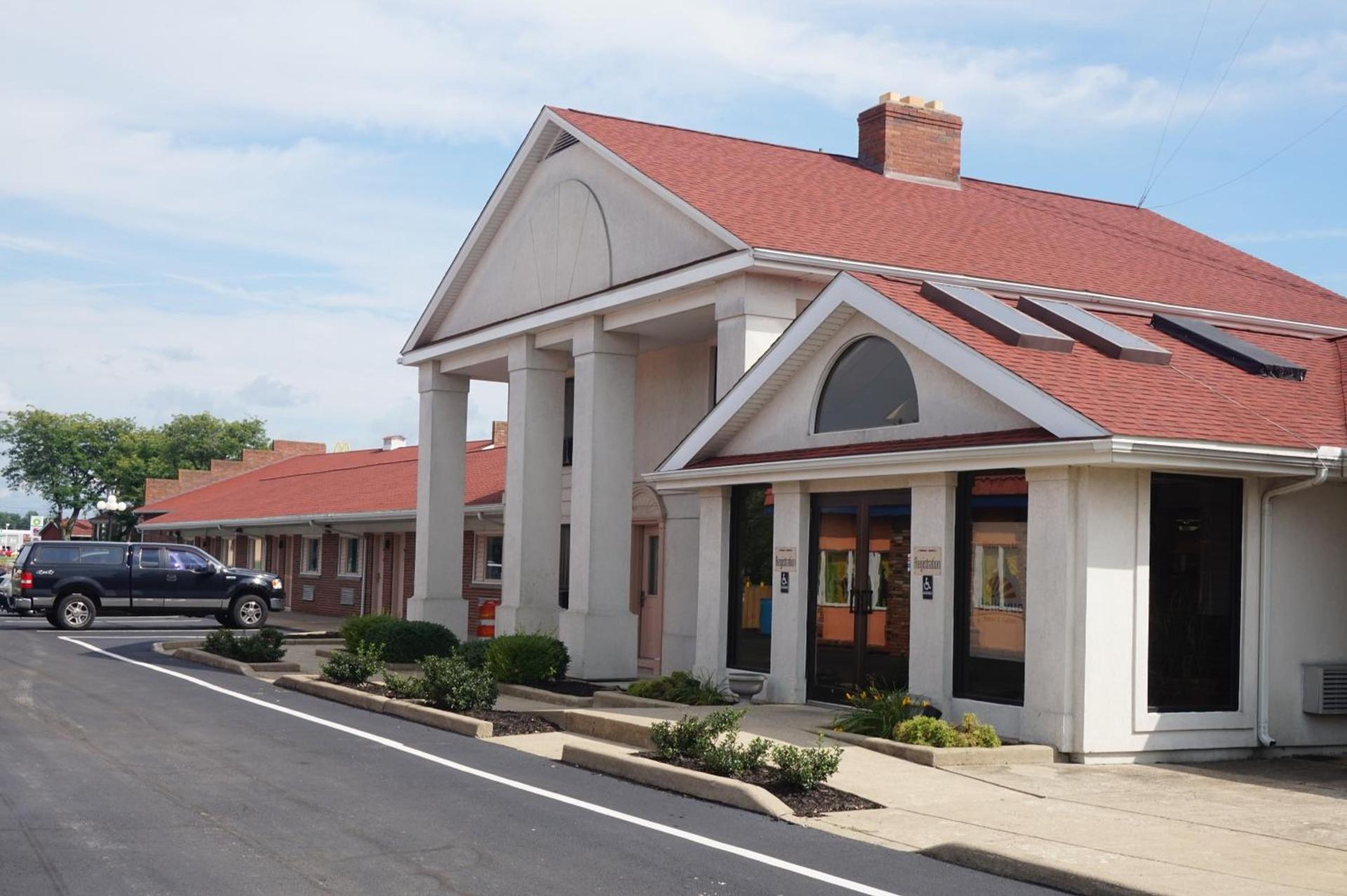 Bellevue Hotel and Suites photo 42