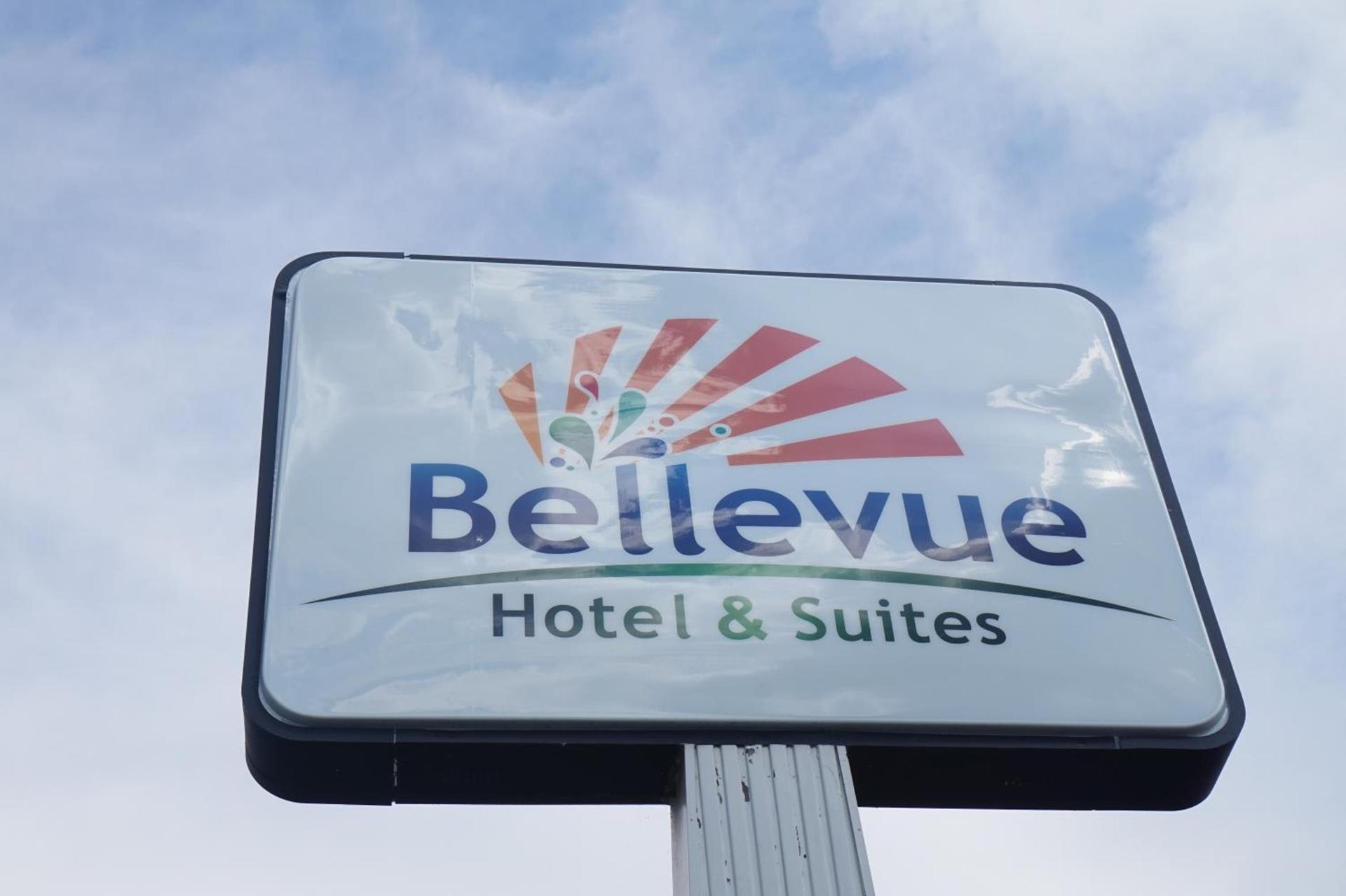 Bellevue Hotel and Suites photo 43