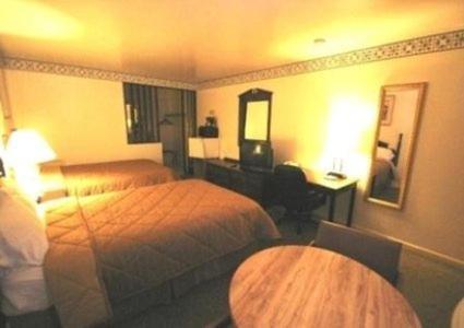 Budget Host Inn photo 8