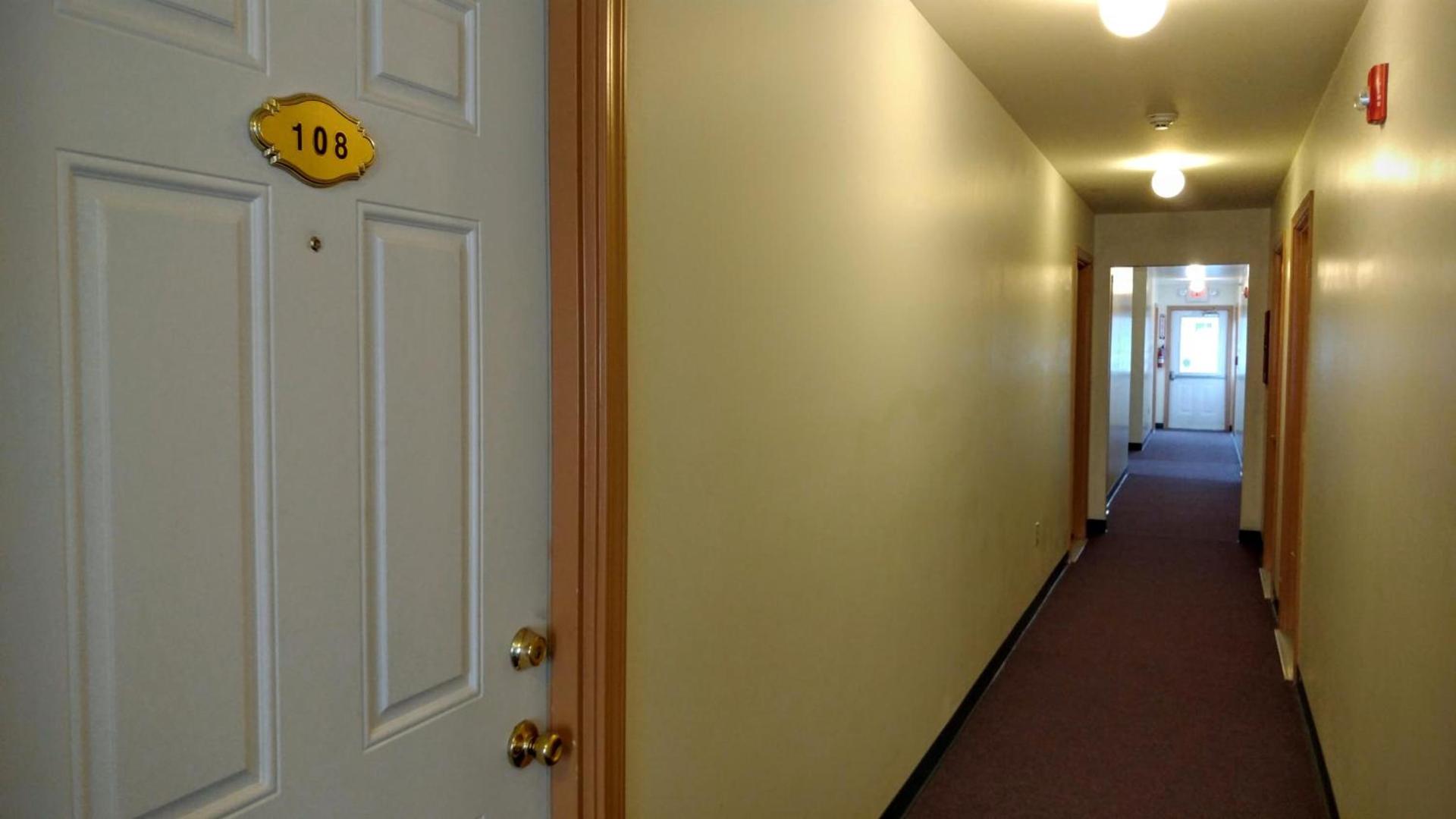 Stay Inn and Suites photo 25