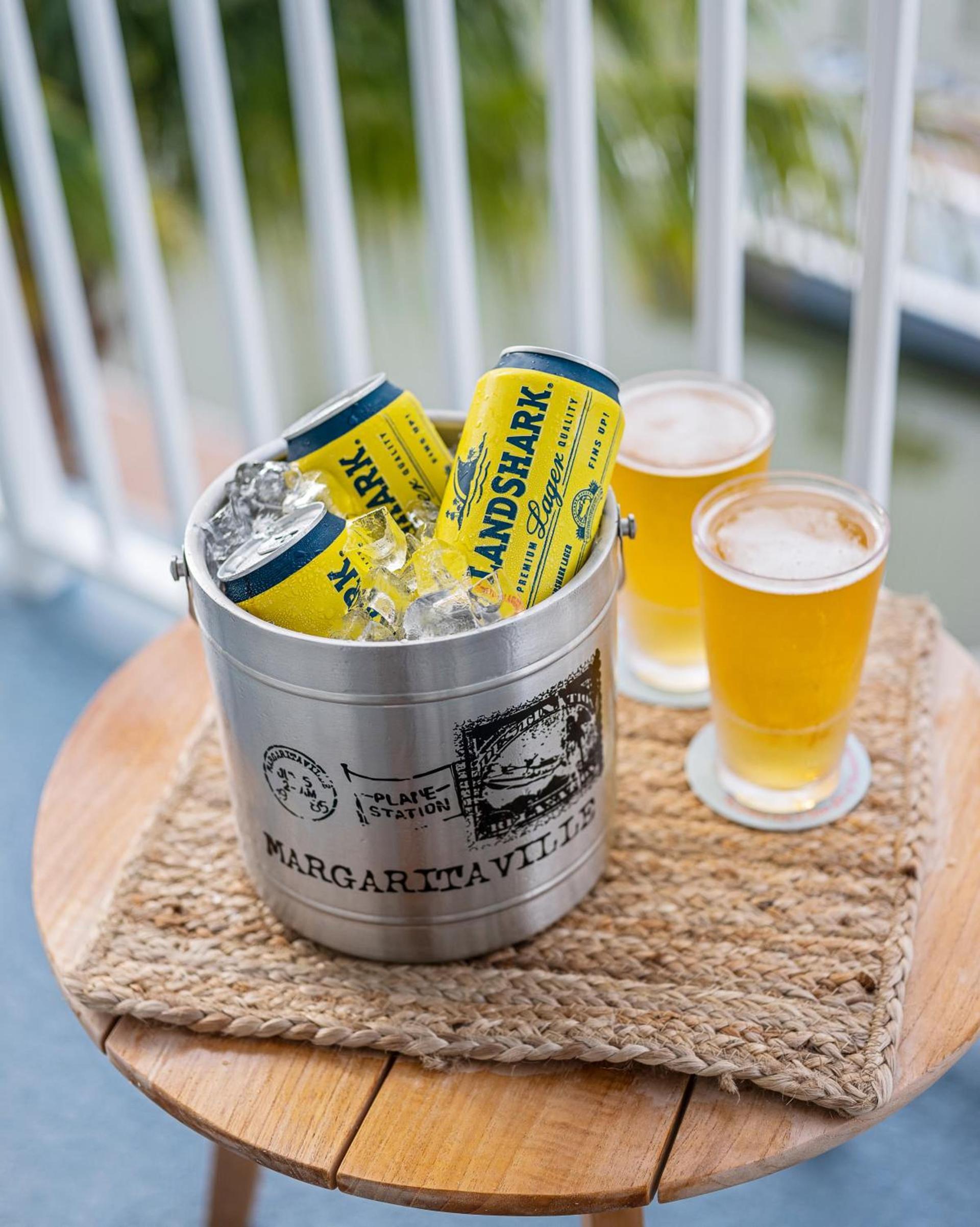 Compass Hotel Beaufort by Margaritaville photo 7