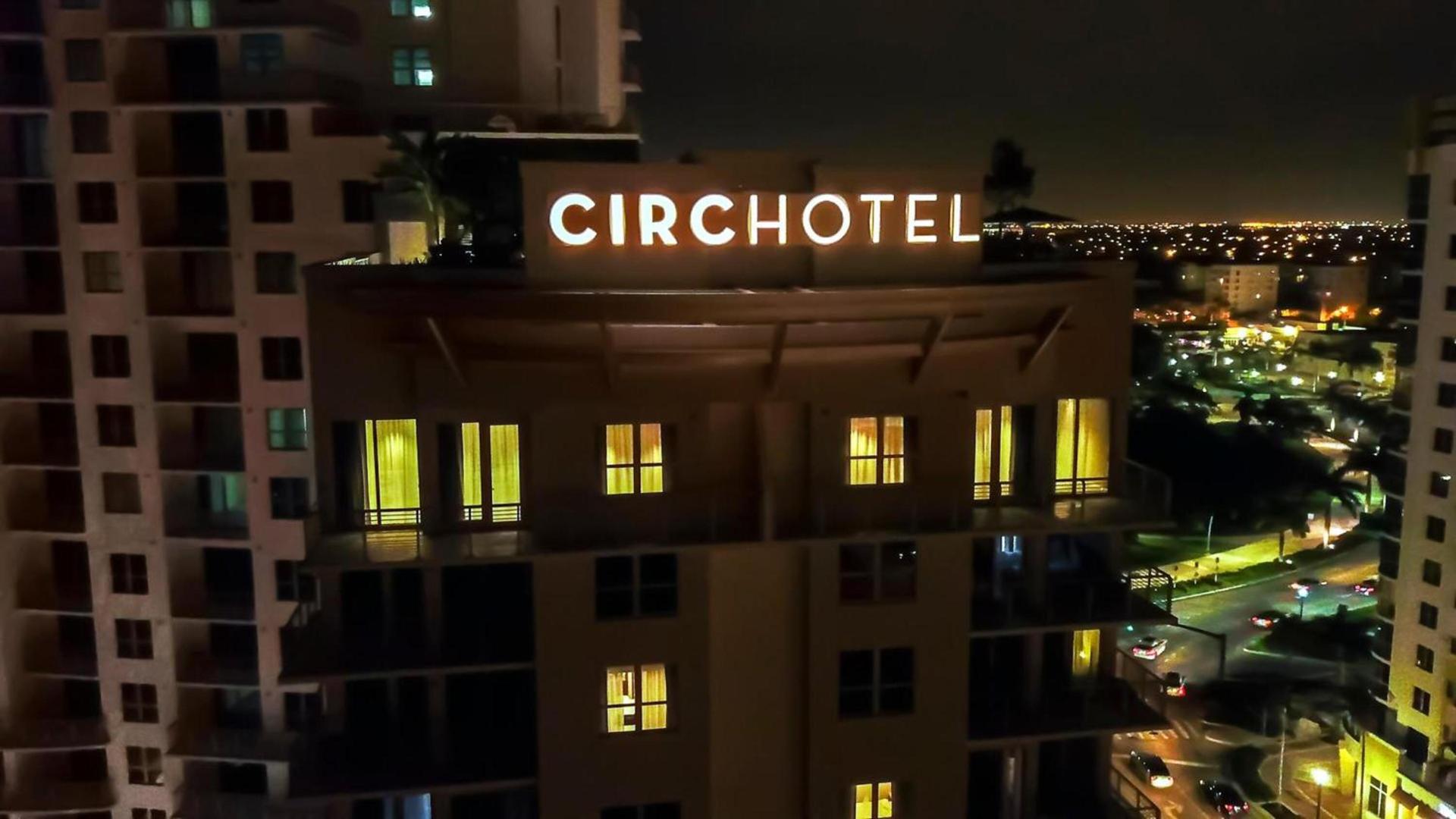 CIRC Hotel By Hosteeva photo 31