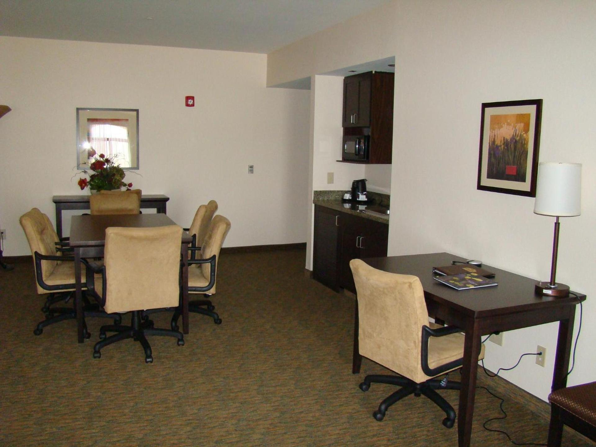 Holiday Inn Express & Suites Oro Valley-Tucson North by IHG photo 9