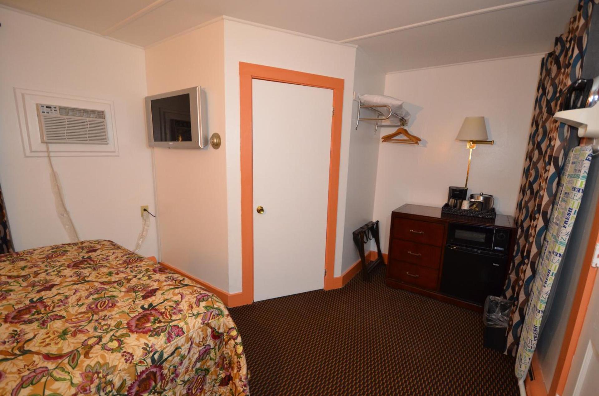 Williamstown Motel photo 46