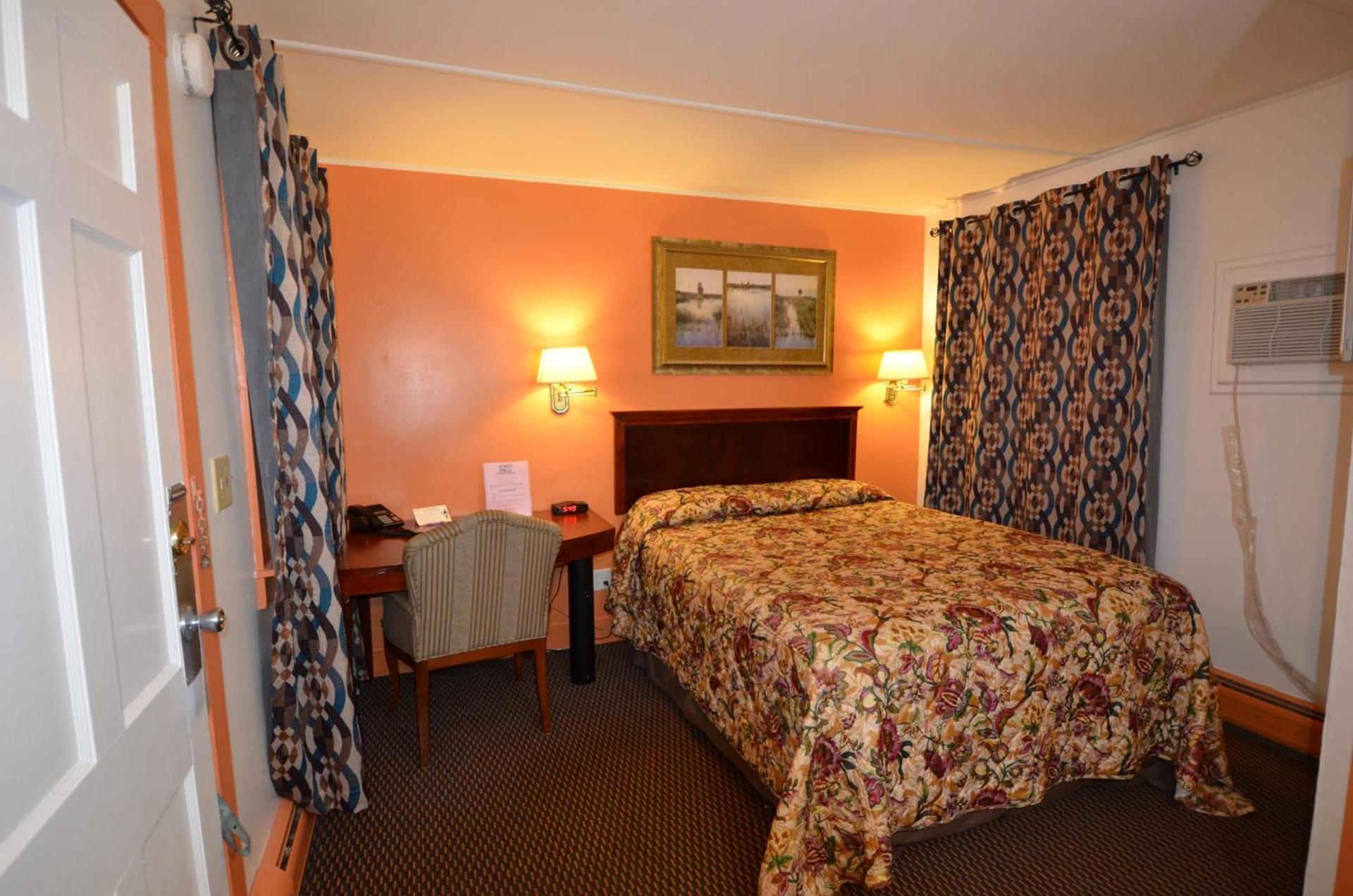Williamstown Motel photo 76