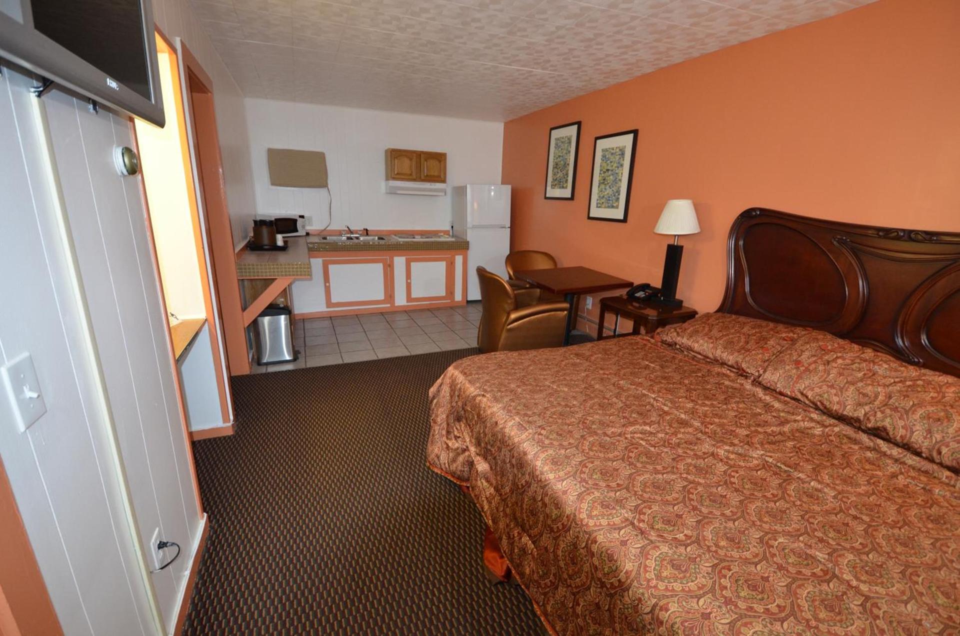 Williamstown Motel photo 35
