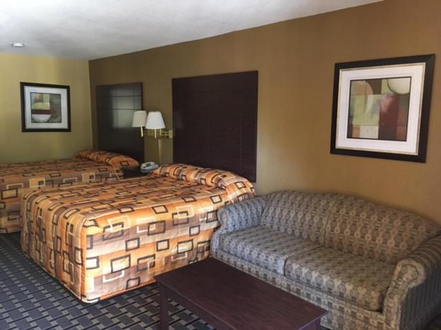 Executive Inn and Suites Longview photo 8