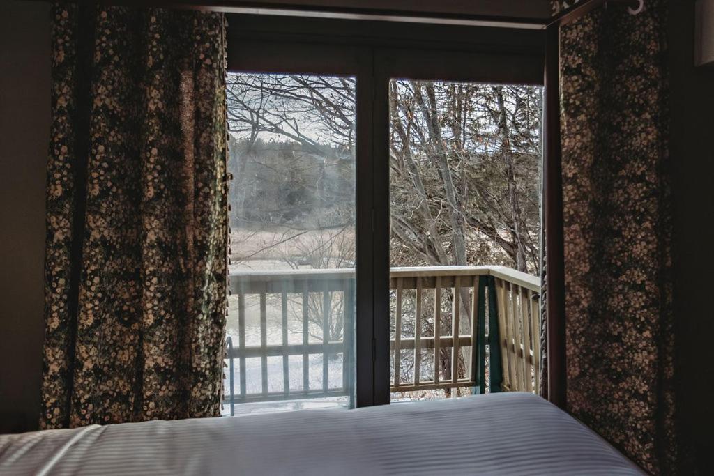 Hideaway Inn Mt Snow photo 42