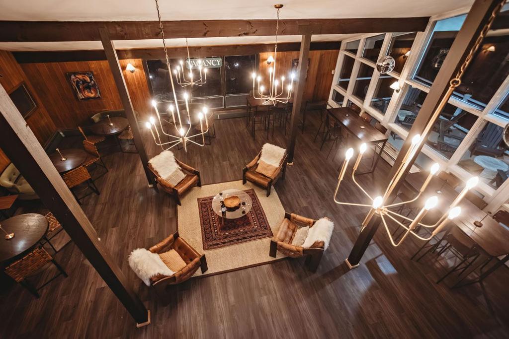 Hideaway Inn Mt Snow photo 35