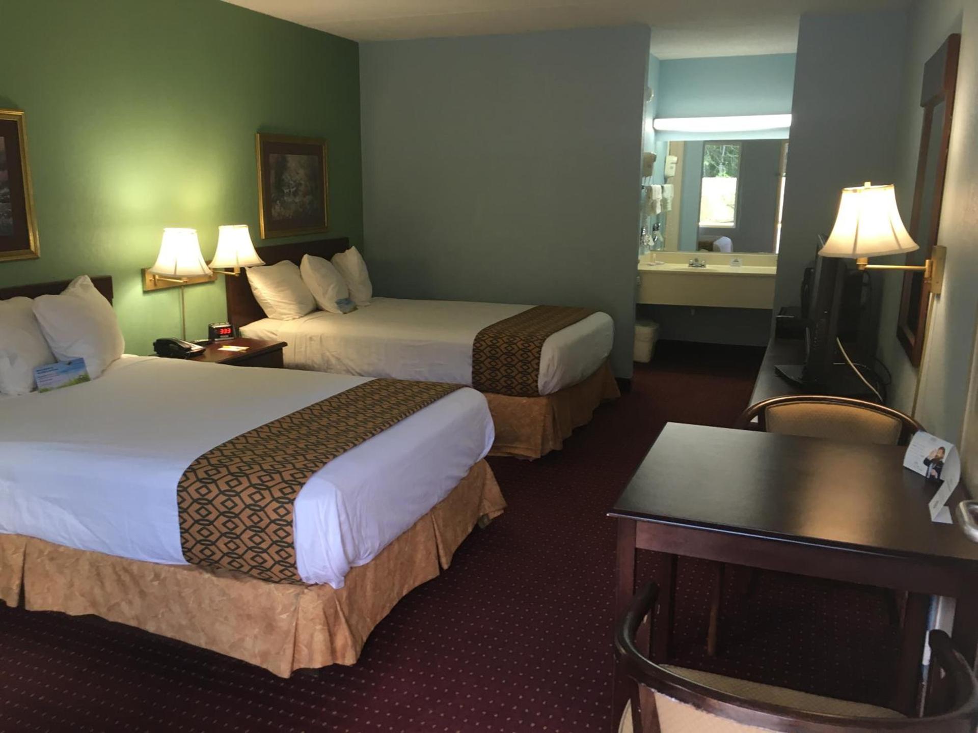 Days Inn by Wyndham Lavonia photo 37