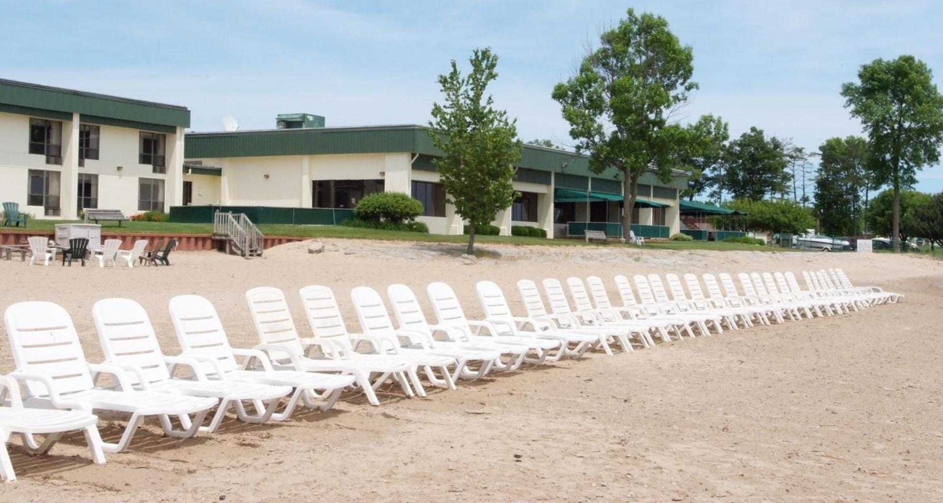 Tawas Bay Beach Resort & Conference Center photo 59