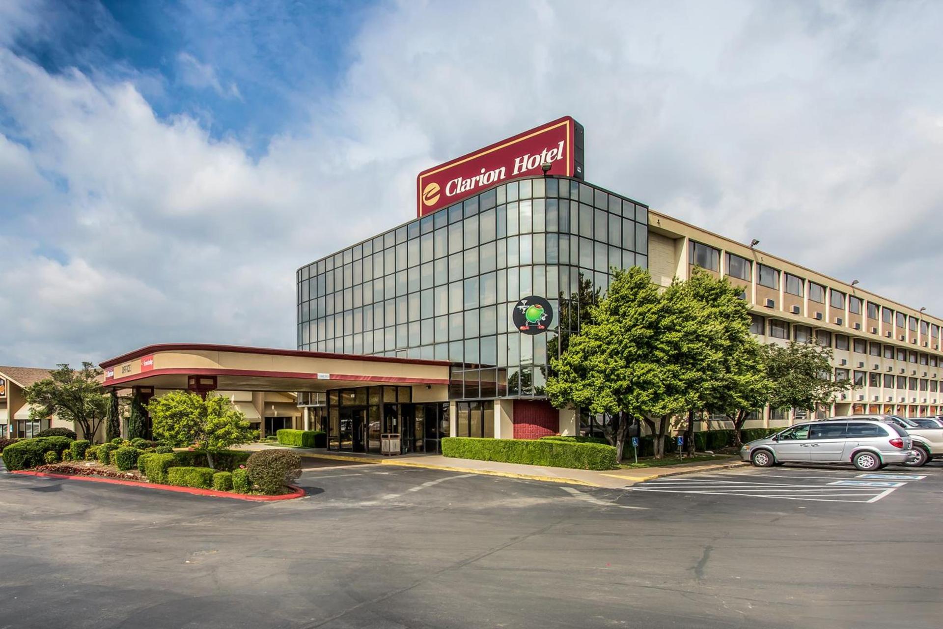 Econo Lodge Broken Arrow-Tulsa photo 2
