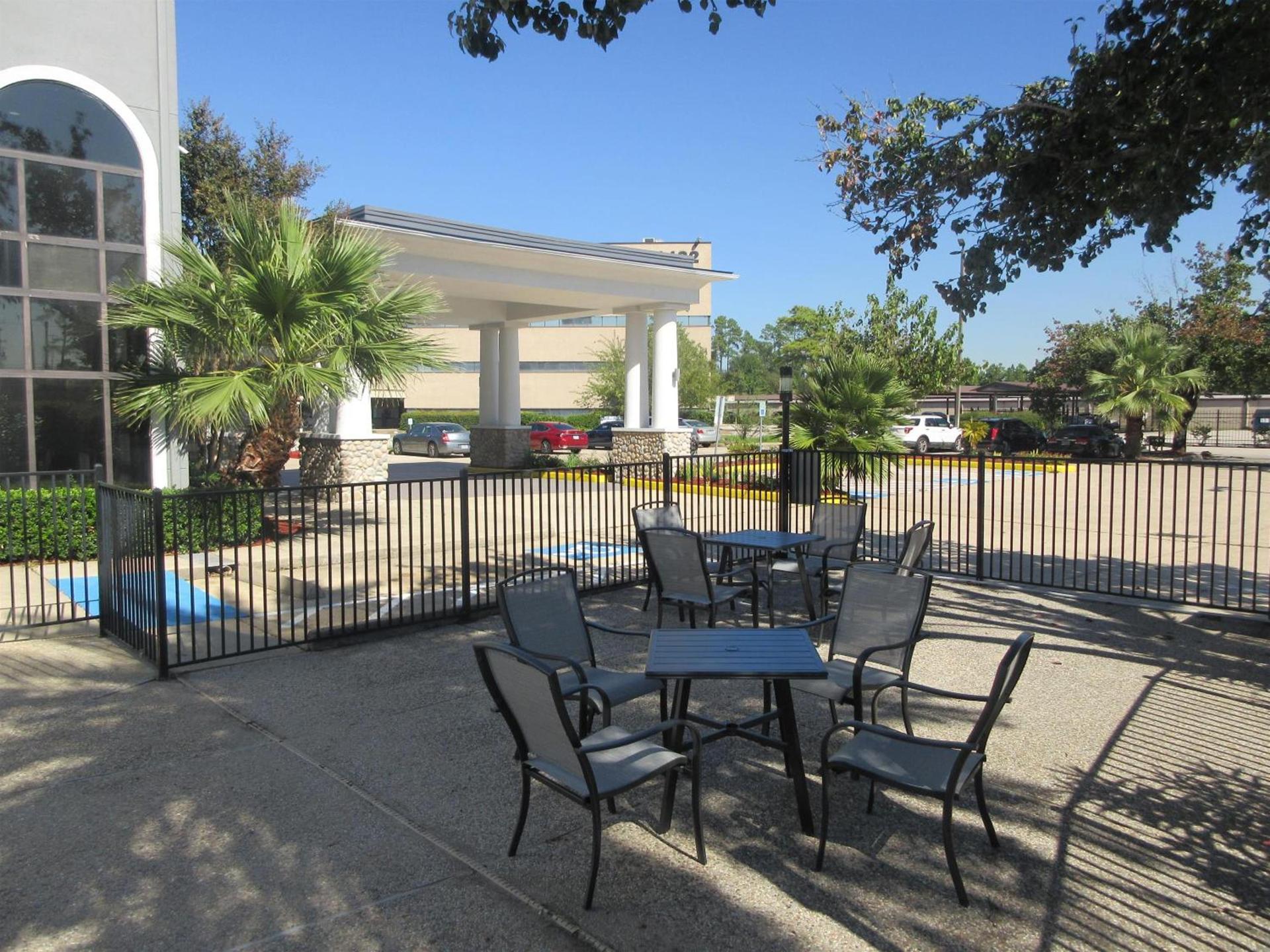 Best Western Champions Forest Inn and Suites photo 12