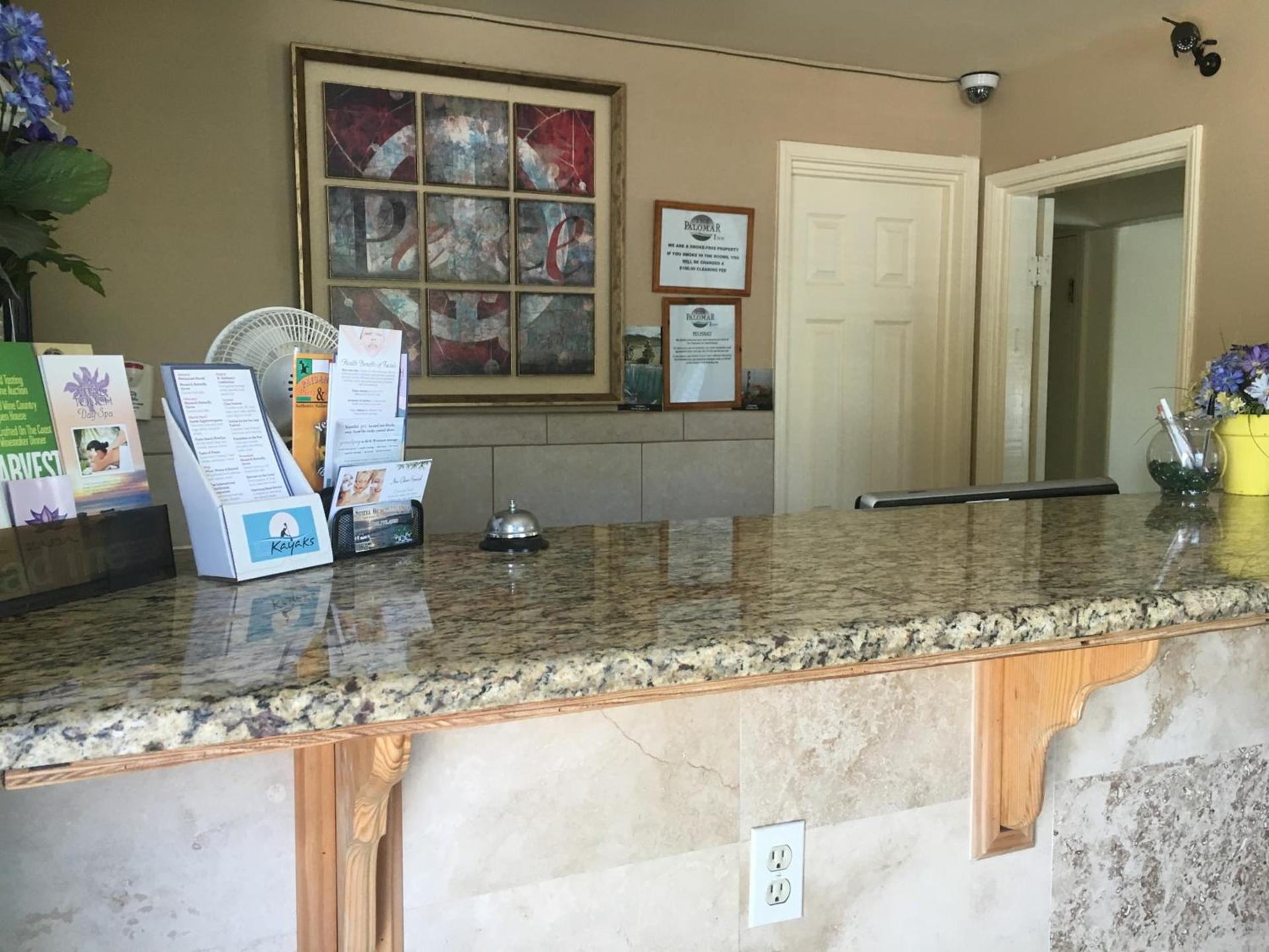 The Palomar Inn photo 46
