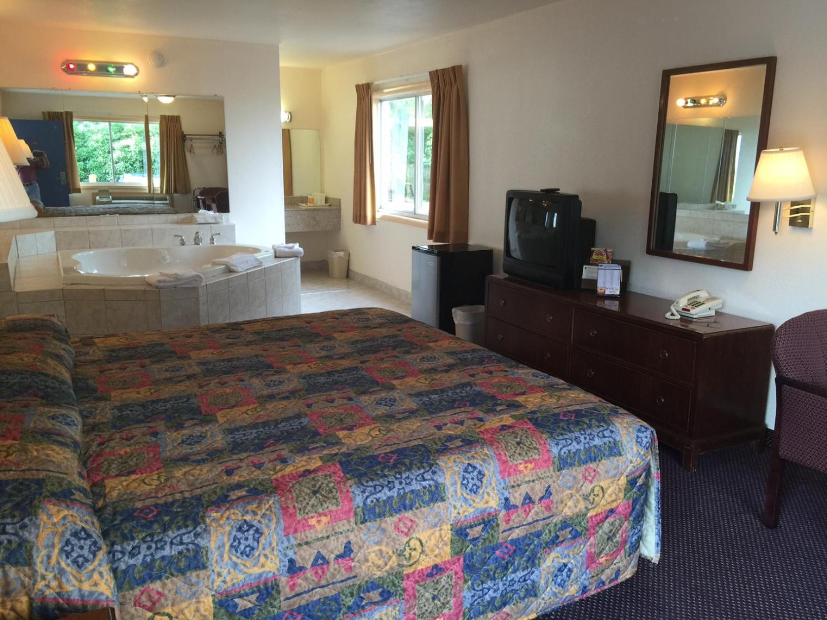 Belmont Inn and Suites photo 12